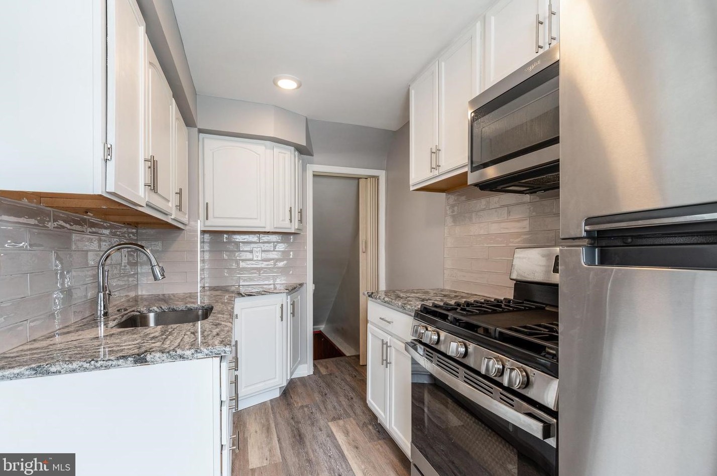 8037 Terry St, Philadelphia PA  19136-2611 exterior