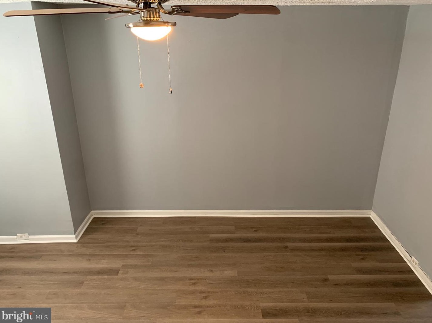 937 Brill St, Philadelphia PA 19124-1007 exterior