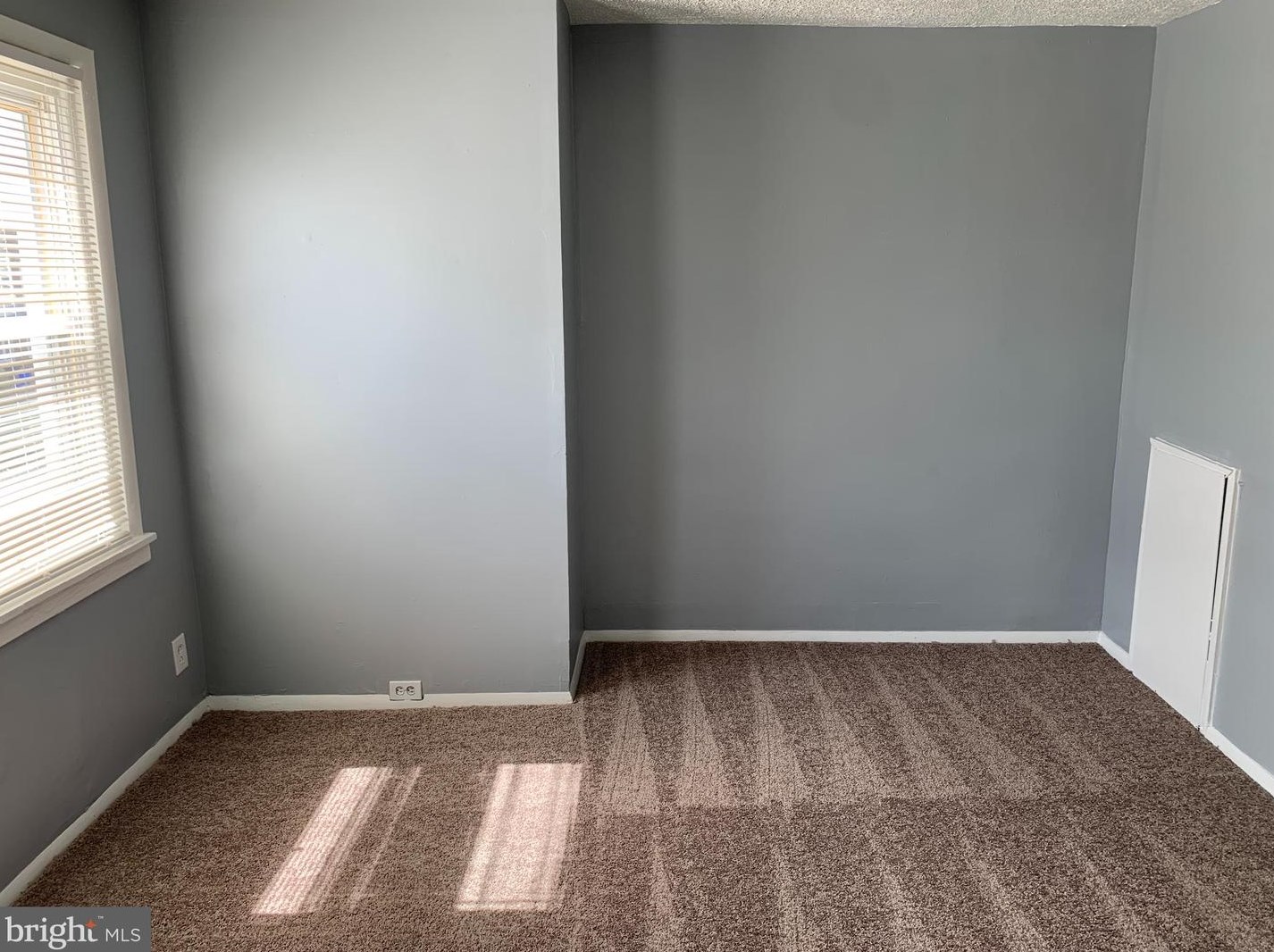 937 Brill St, Philadelphia PA 19124-1007 exterior