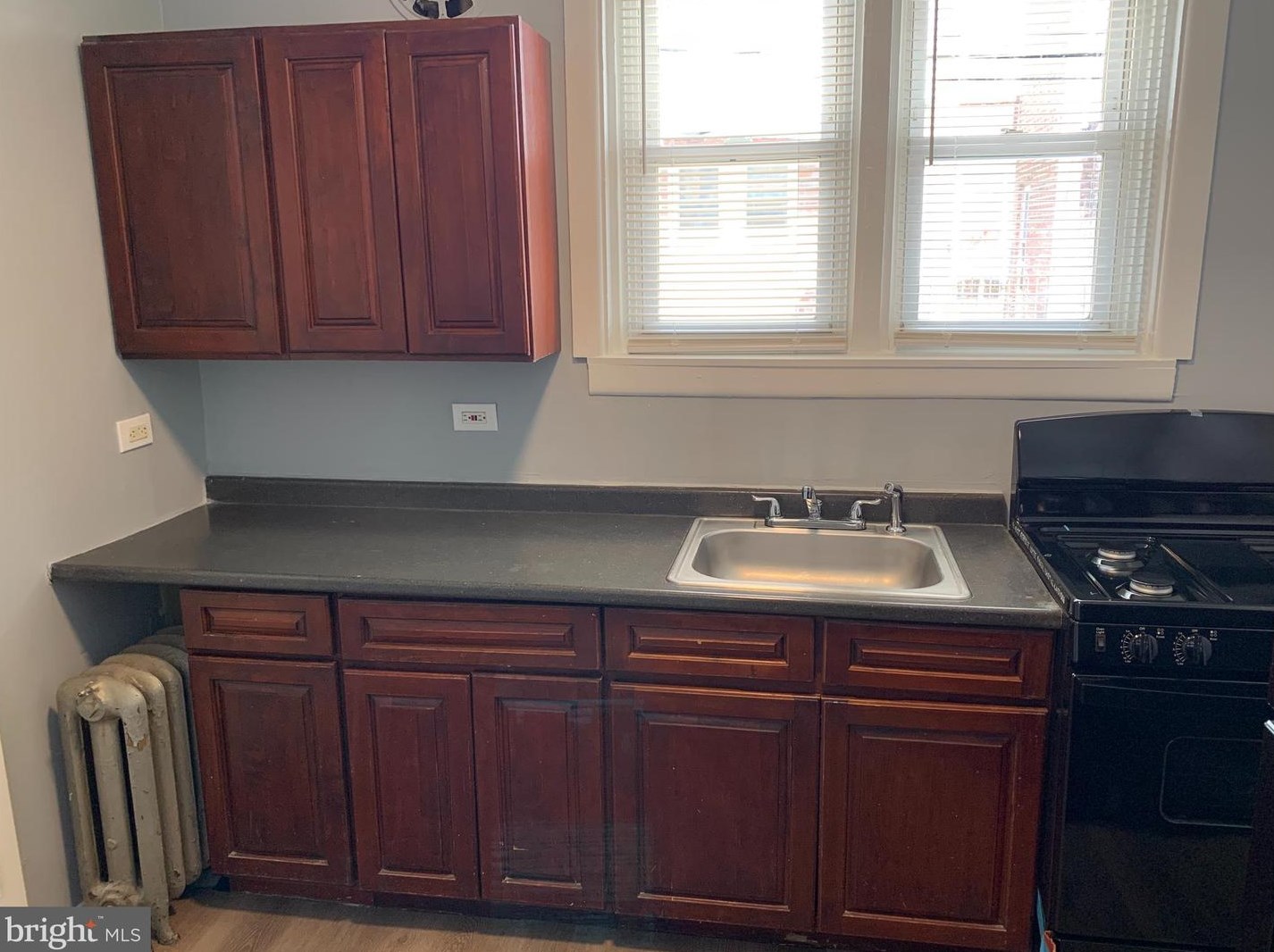 937 Brill St, Philadelphia PA 19124-1007 exterior