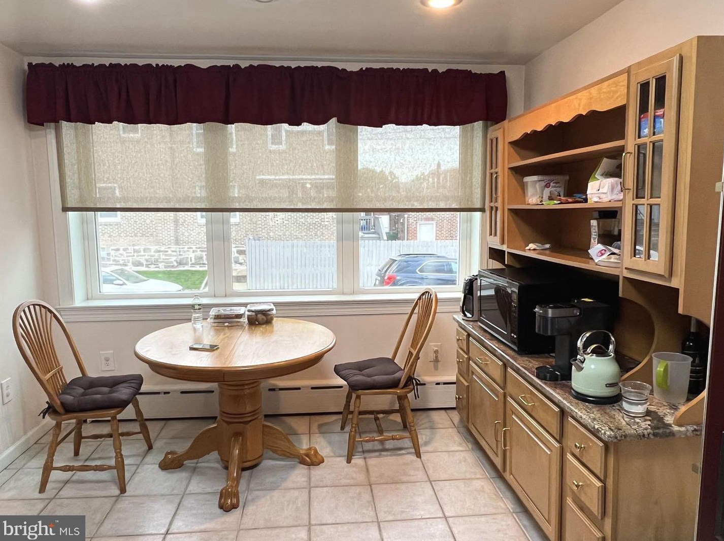 7323 Sackett St, Philadelphia PA 19152-4511 exterior