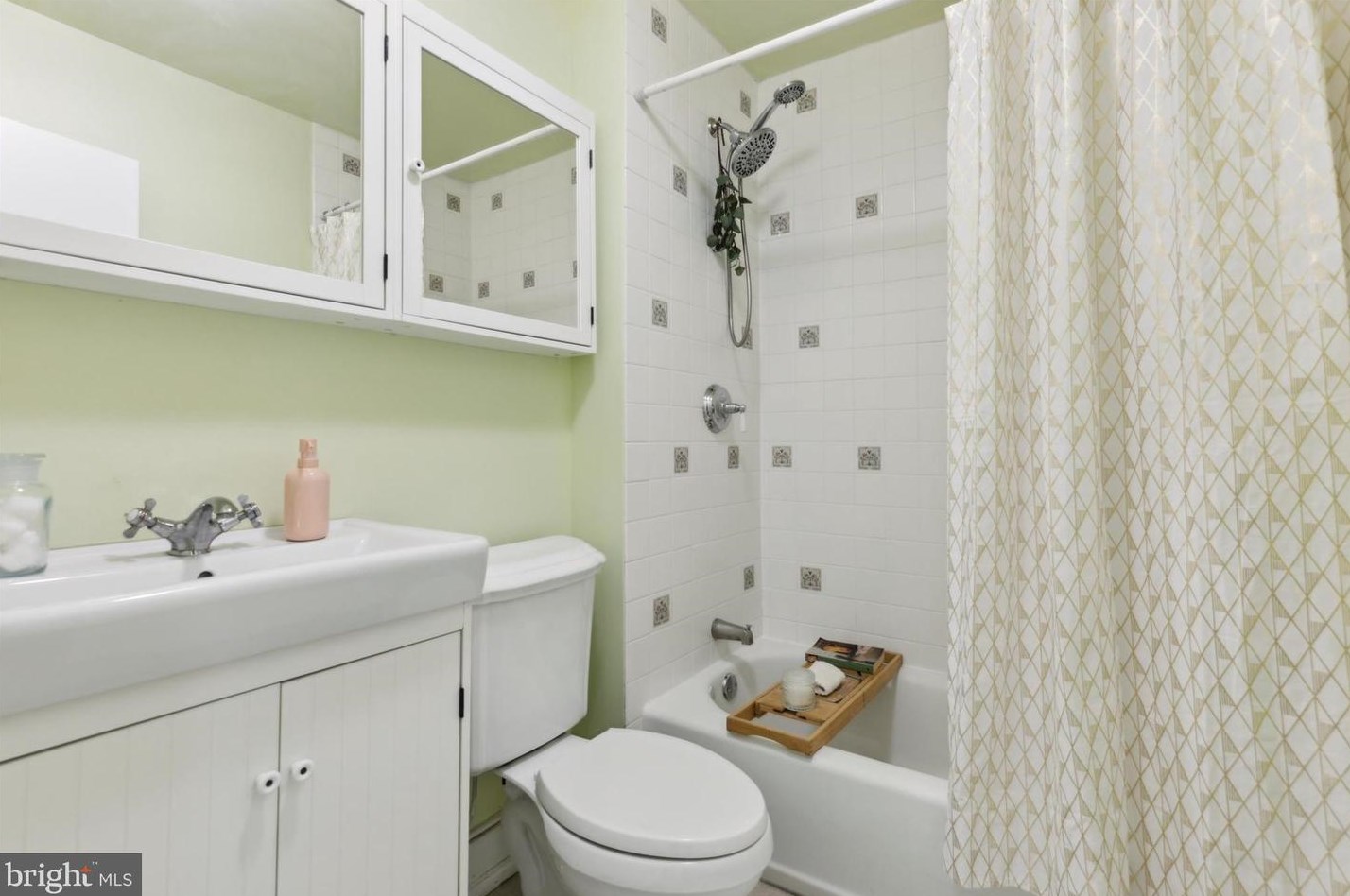 311 Carson St, Philadelphia PA 19127-1305 exterior