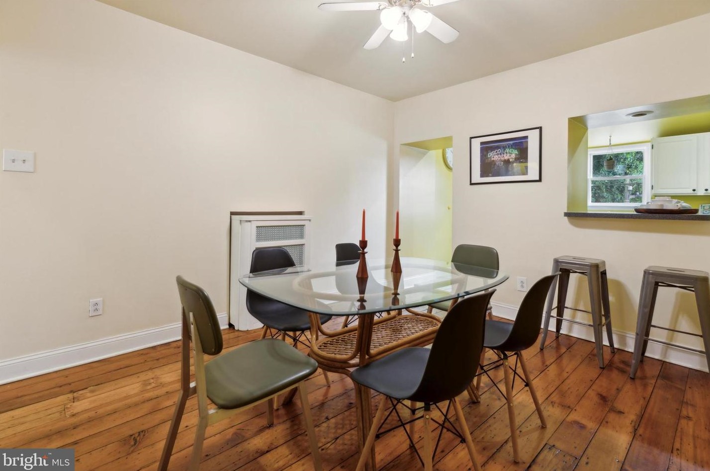 311 Carson St, Philadelphia PA 19127-1305 exterior