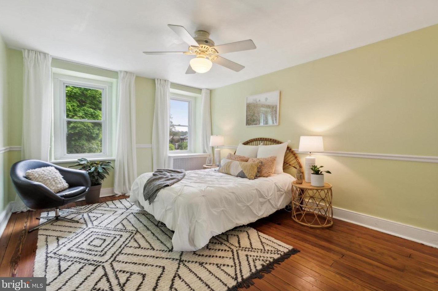 311 Carson St, Philadelphia PA 19127-1305 exterior