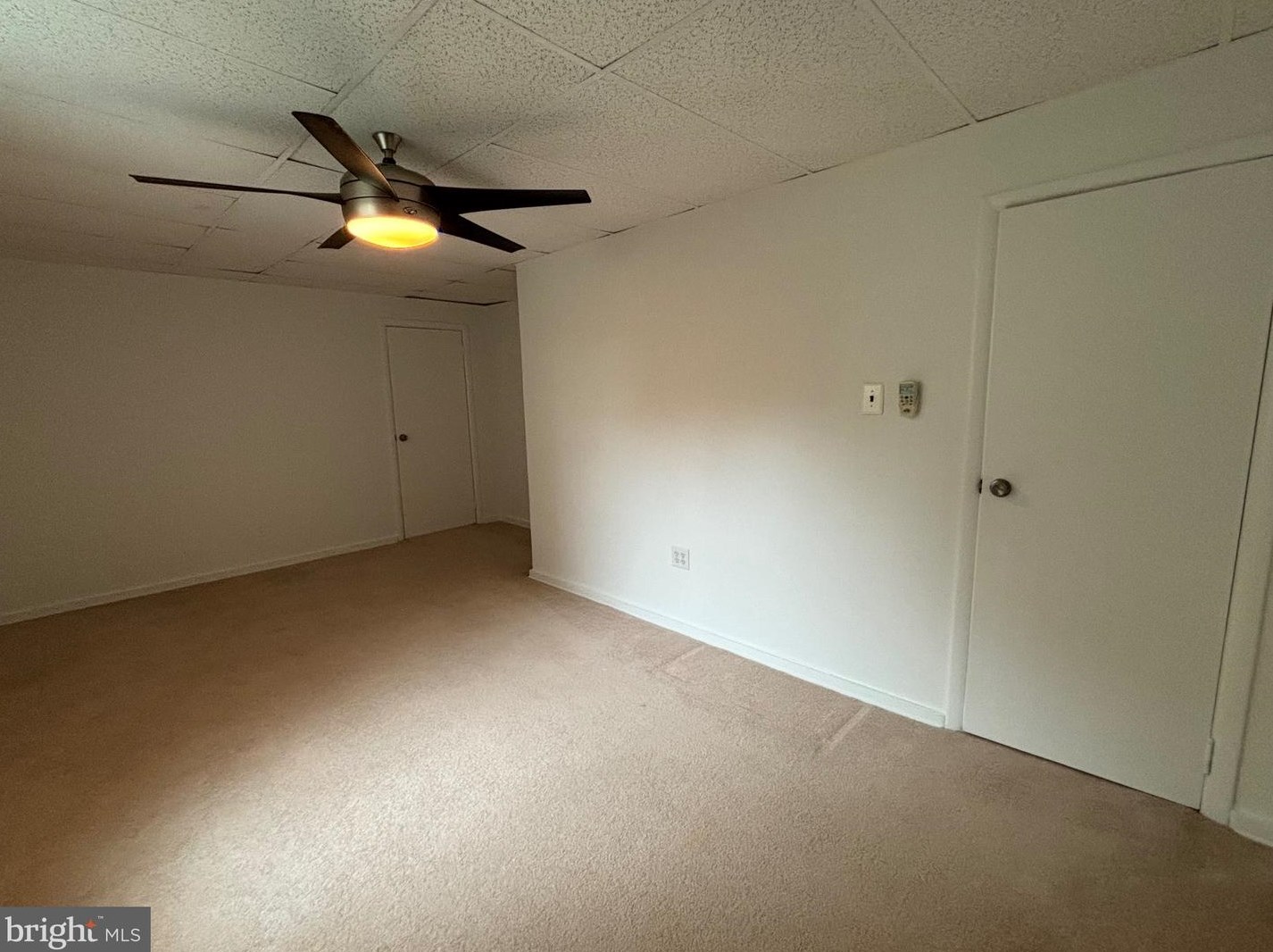 15141 Wayside Rd, Philadelphia PA 19116-1403 exterior