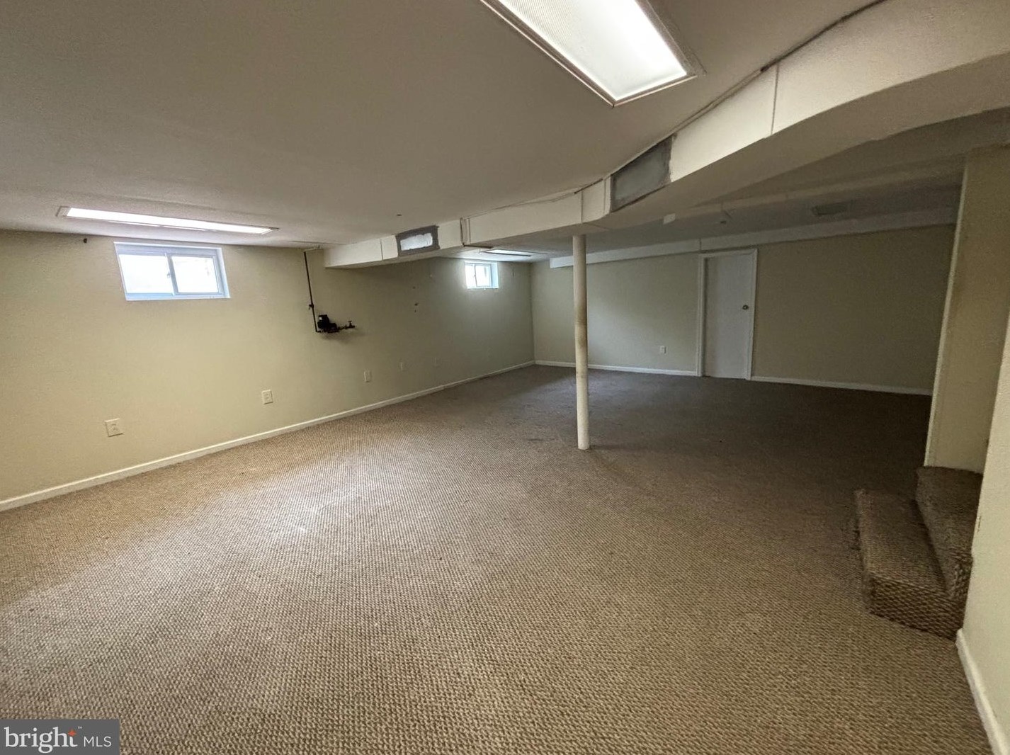 15141 Wayside Rd, Philadelphia PA 19116-1403 exterior