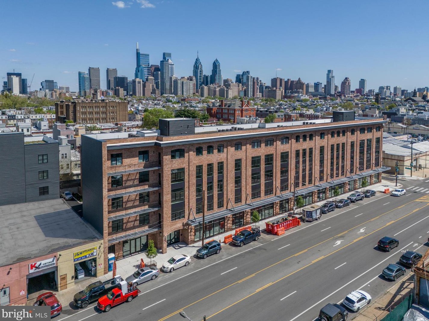 2401 Washington Ave, Philadelphia PA 19146-2437 exterior