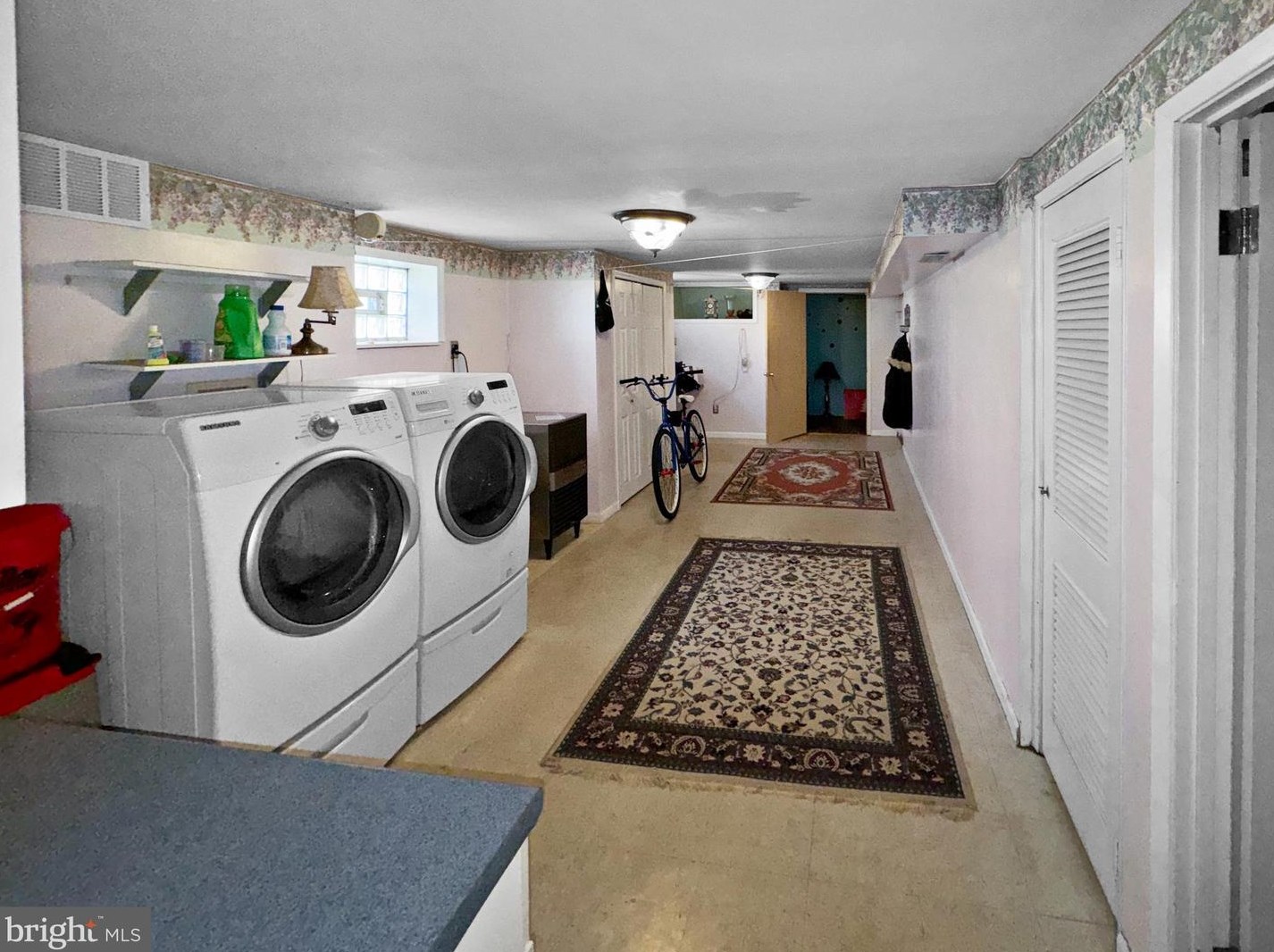 1946 Morrell St, Philadelphia PA  19115-2604 exterior