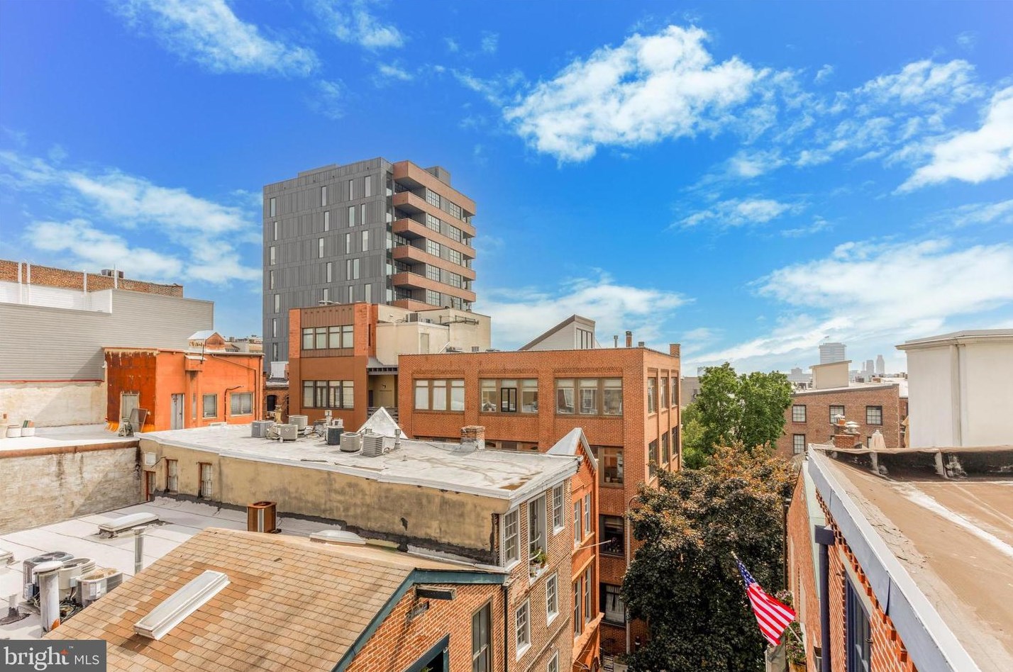 130 Cuthbert St, Philadelphia PA  19106 exterior