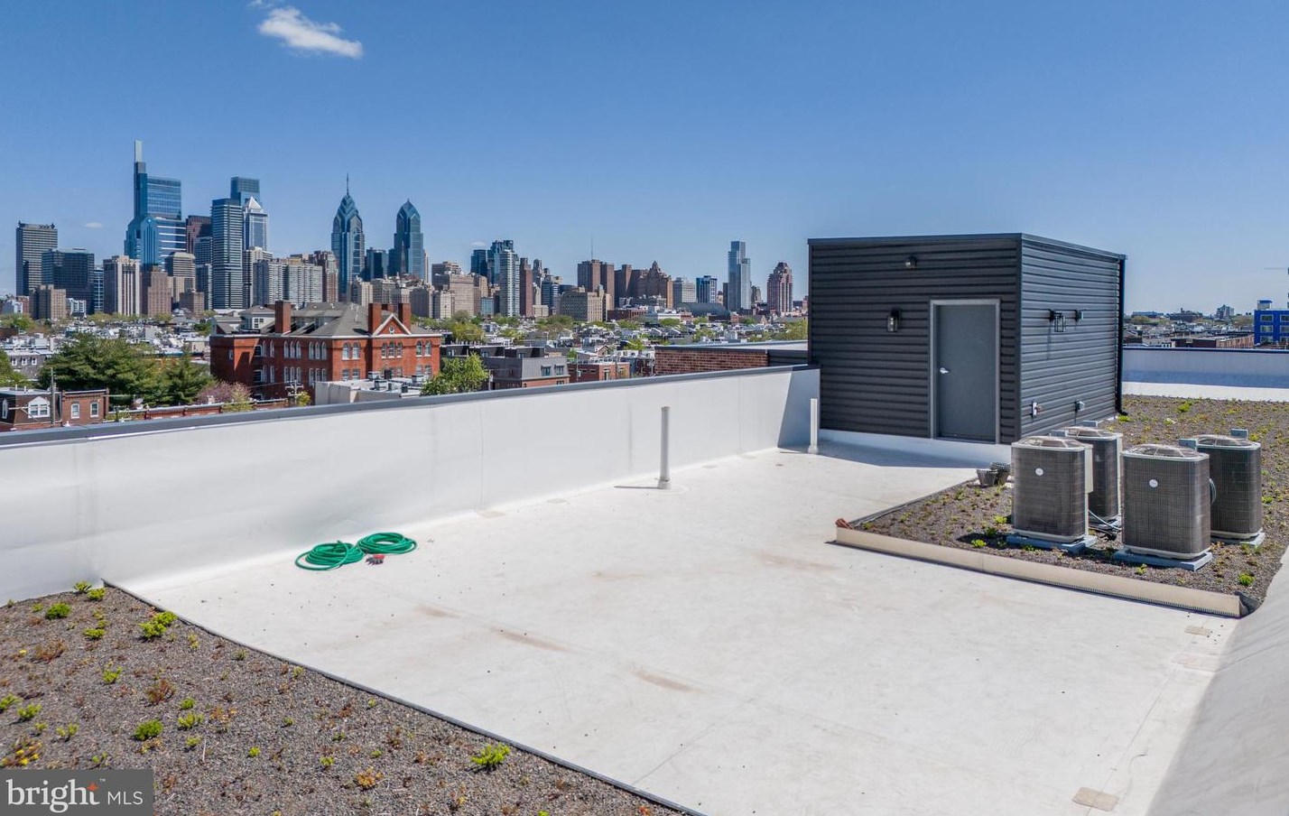 2401 Washington Ave, Philadelphia PA  19146-2437 exterior