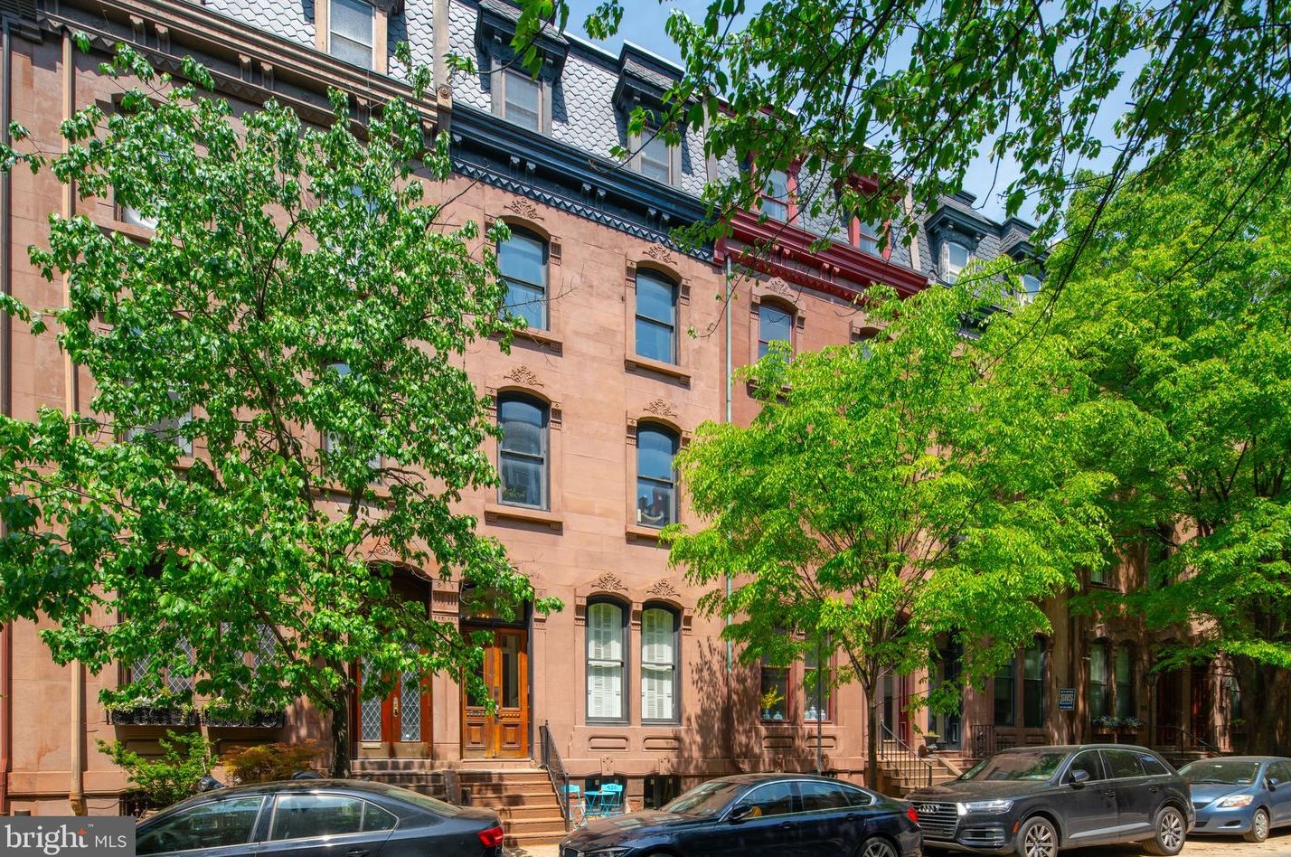 2033 Spruce St, Philadelphia PA  19103-5623 exterior