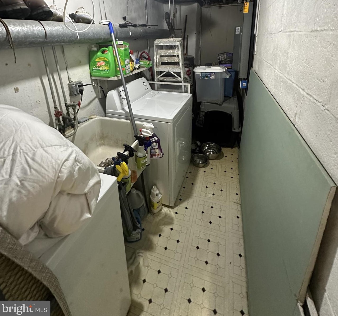 634 Tabor Rd, Philadelphia PA  19120-2637 exterior