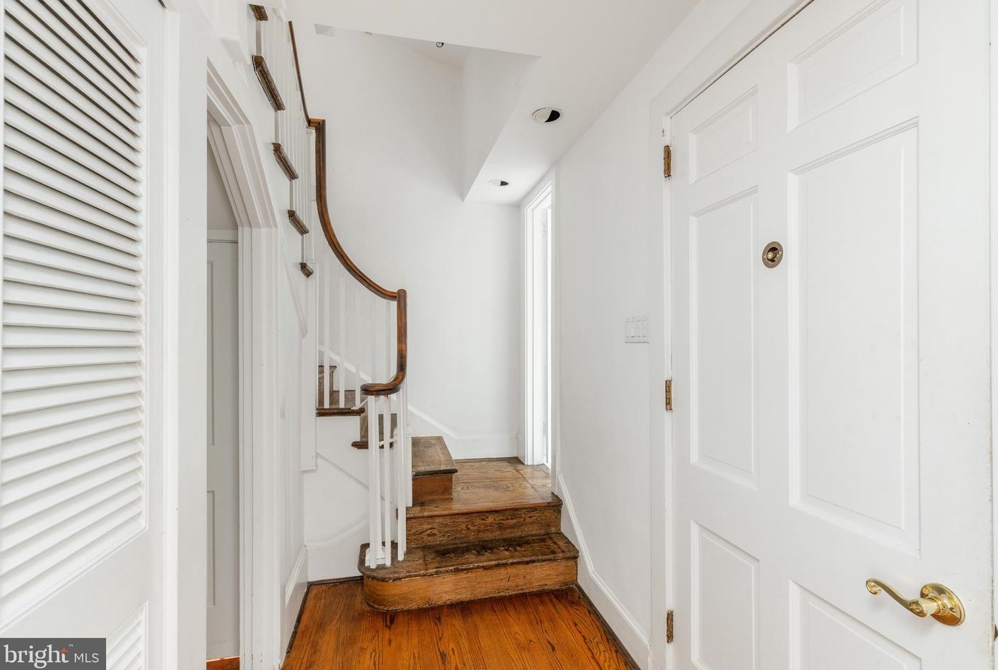 1914 Panama St, Philadelphia PA 19103-6610 exterior