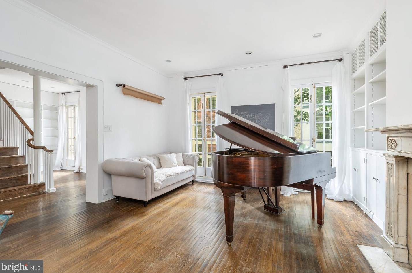 1914 Panama St, Philadelphia PA 19103-6610 exterior