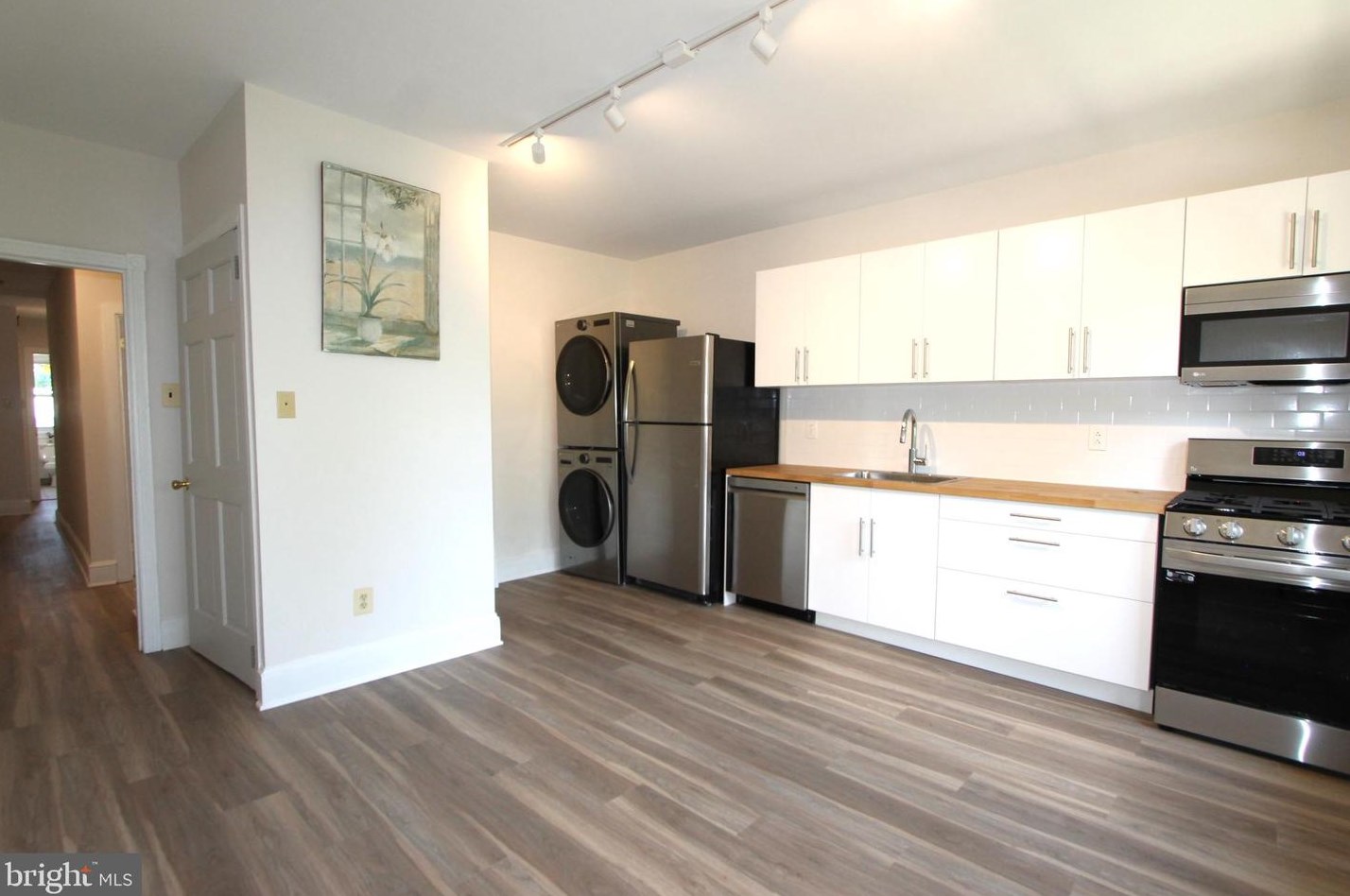 437 Hansberry St, Philadelphia PA  19144-4026 exterior