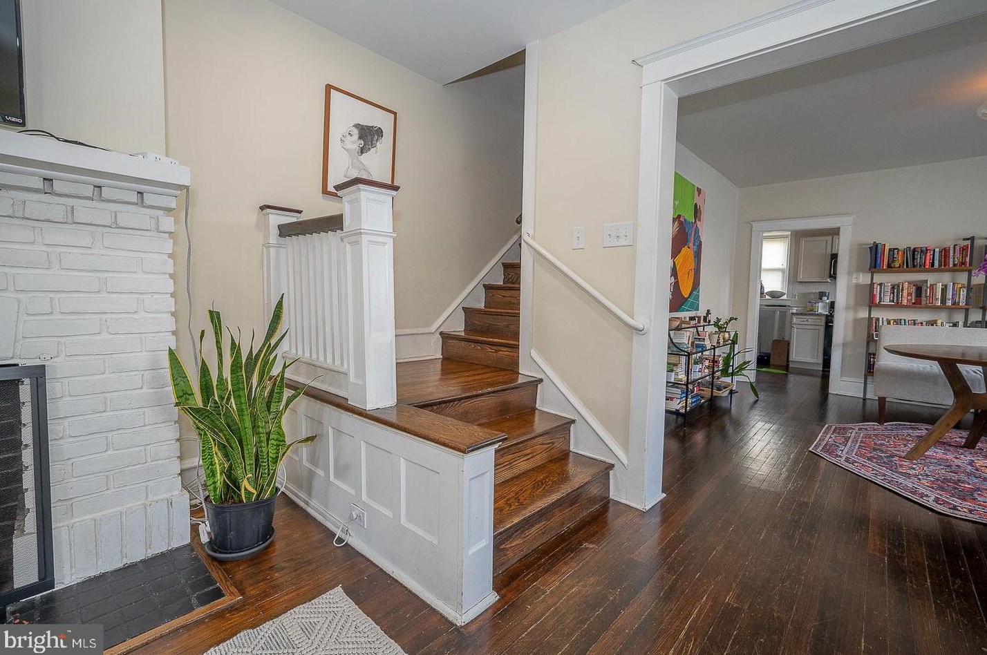 13 Mount Pleasant Ave, Philadelphia PA  19119-2410 exterior
