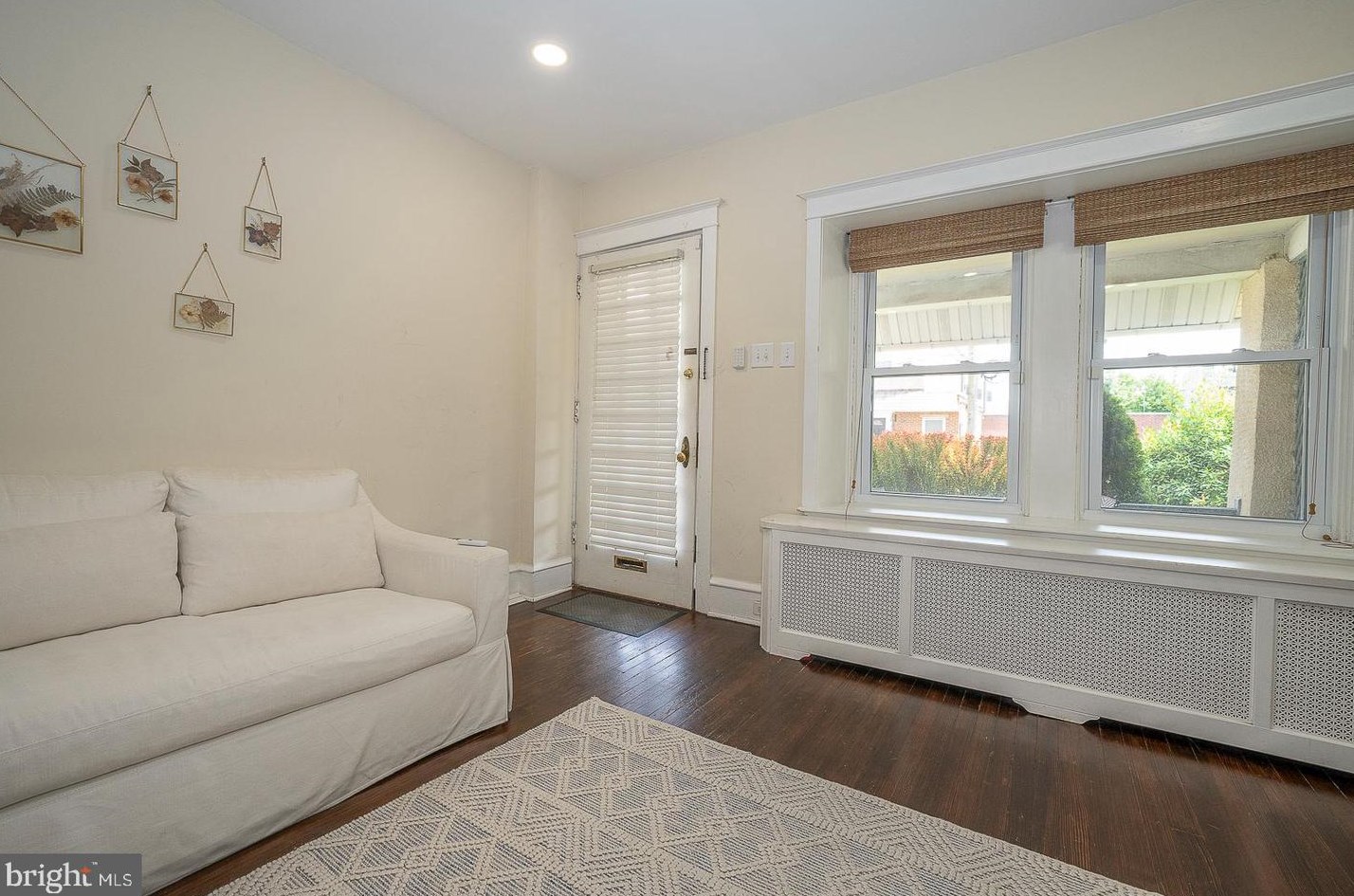 13 Mount Pleasant Ave, Philadelphia PA  19119-2410 exterior