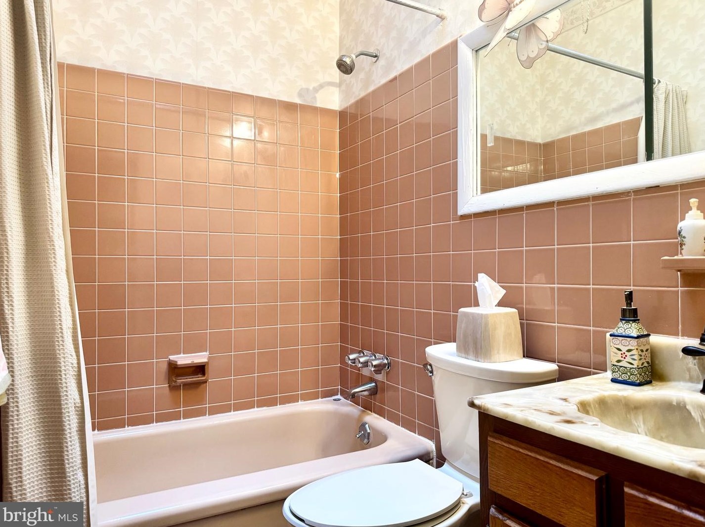 1111 Bingham St, Philadelphia PA 19120-3606 exterior