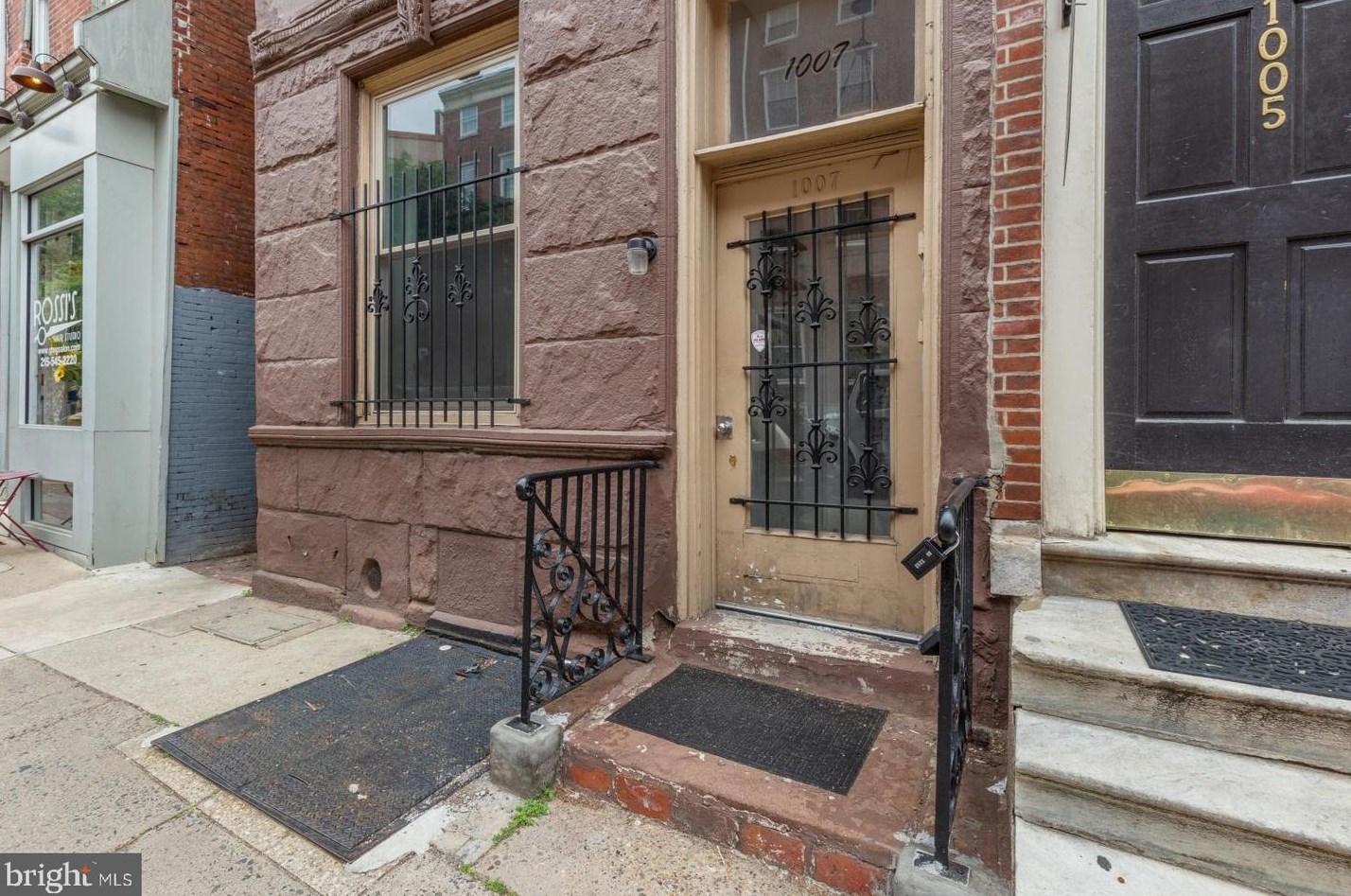 1007 Spruce St, Philadelphia PA  19107-6773 exterior