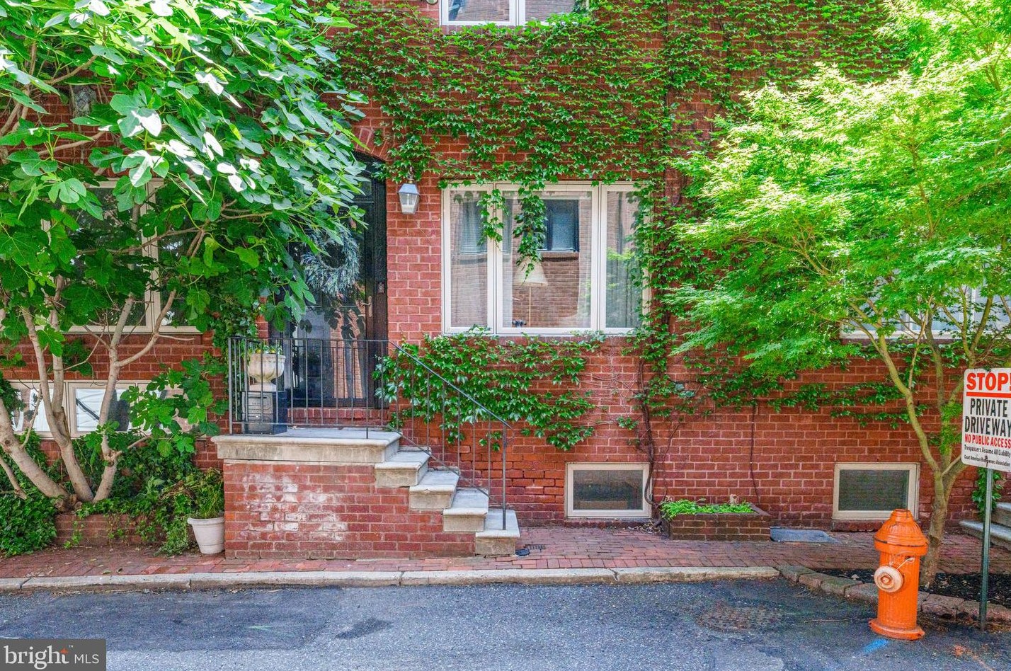 717 Philip St, Philadelphia PA  19147-3314 exterior