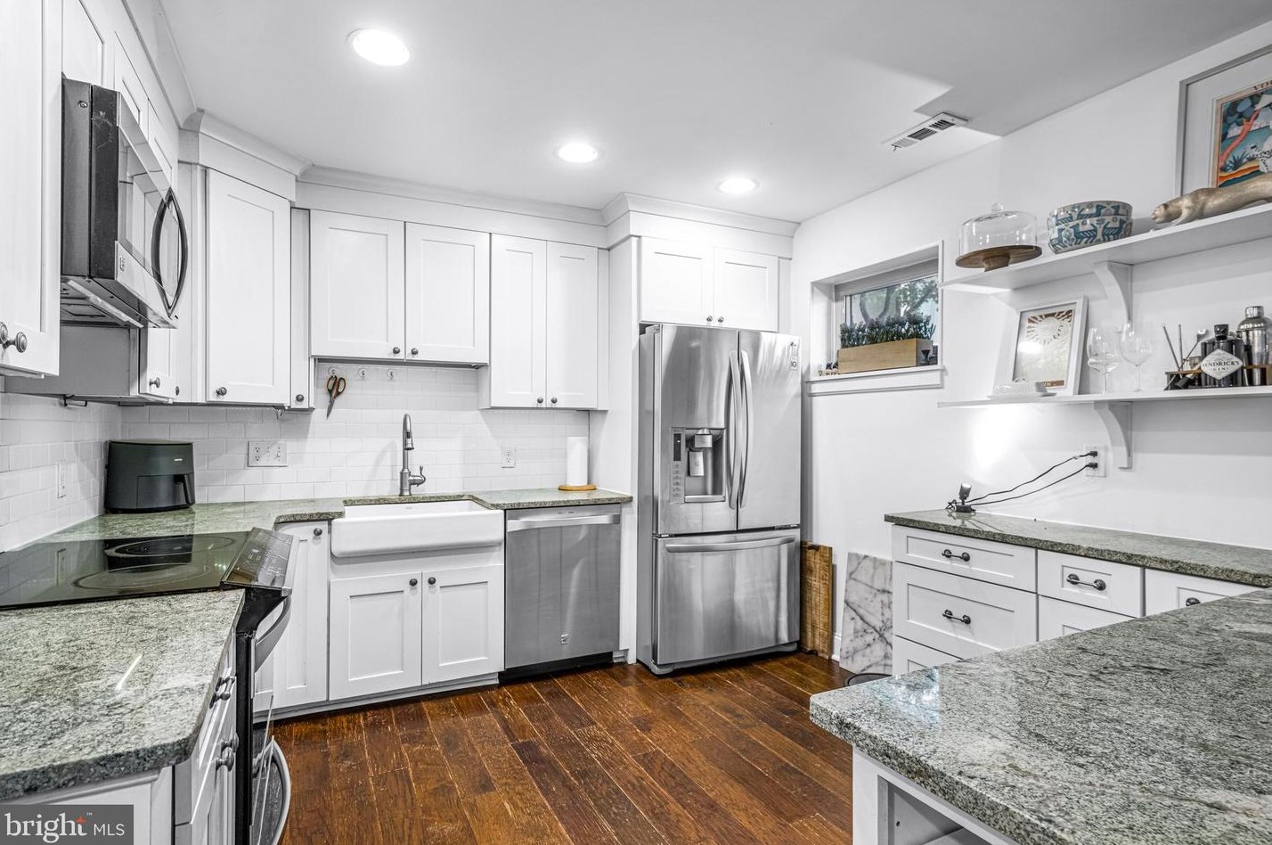 717 Philip St, Philadelphia PA  19147-3314 exterior