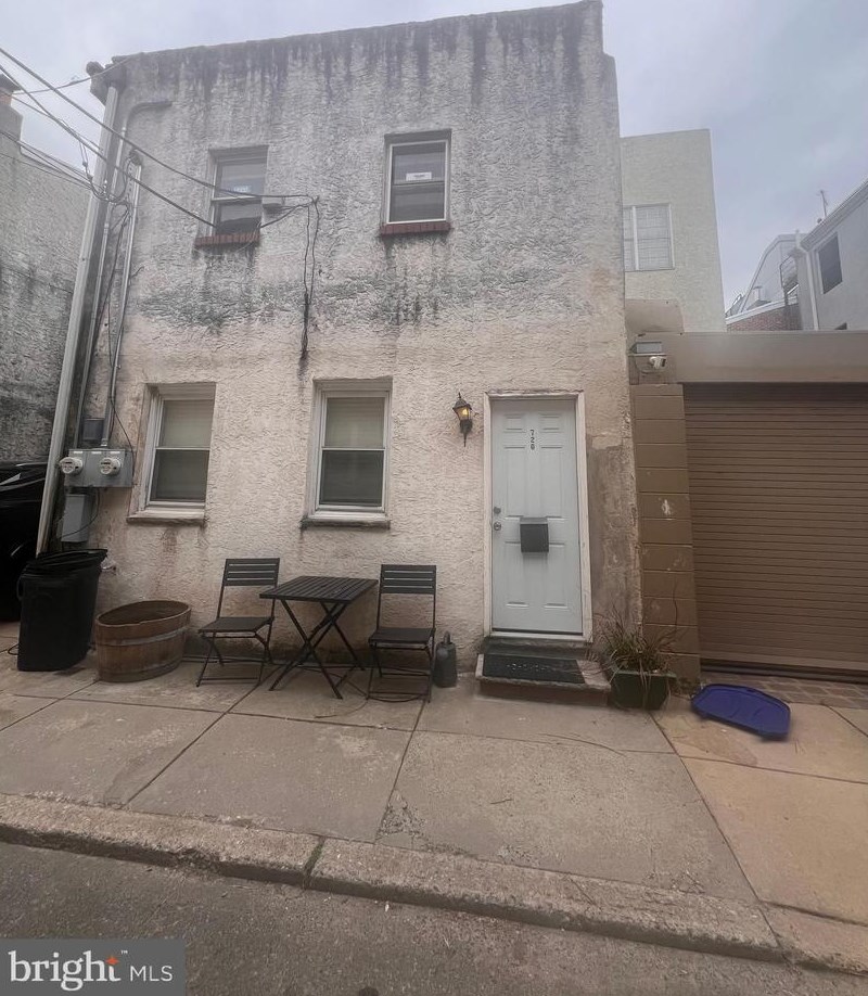 720 Sheridan St, Philadelphia PA  19147-2919 exterior