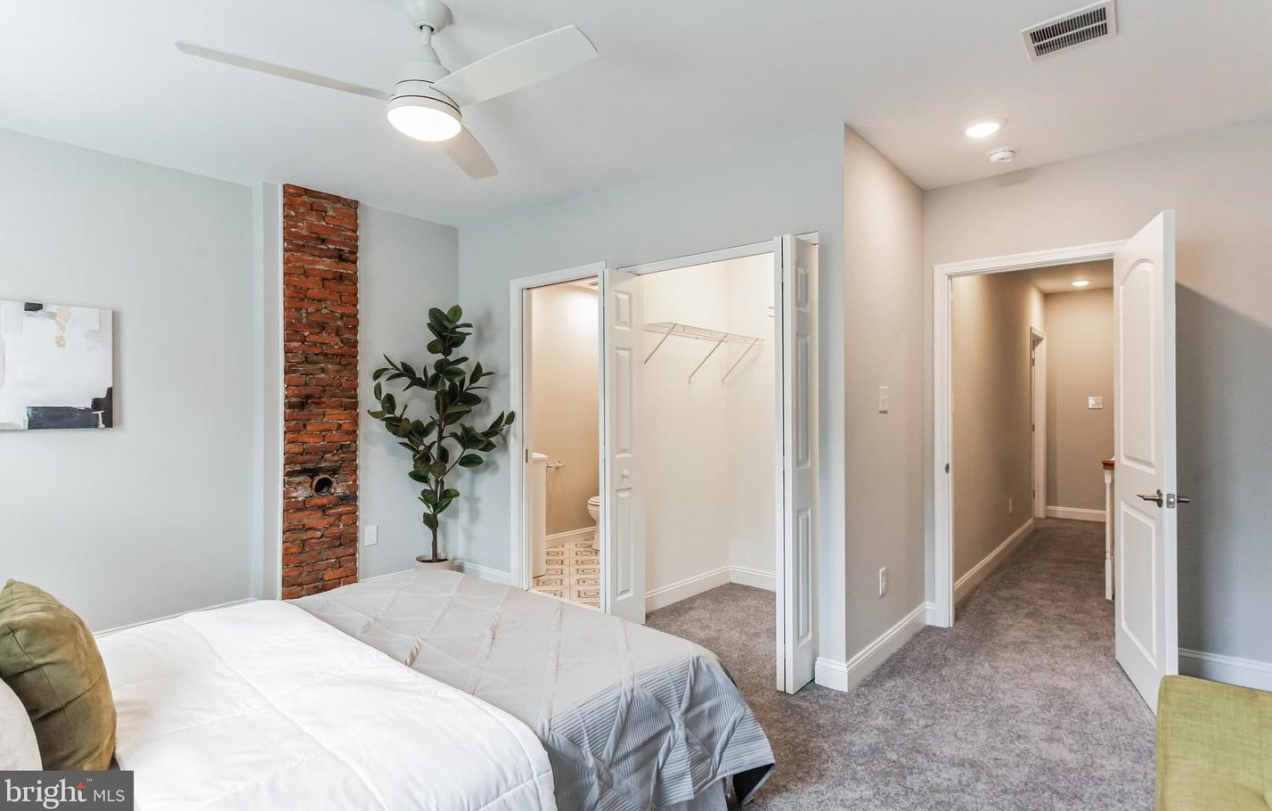 113 Salaignac St, Philadelphia PA 19127-1820 exterior