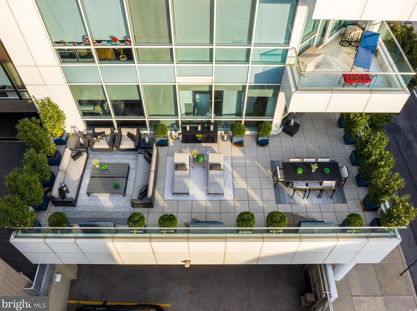 101 Walnut St, Philadelphia PA  19106-3108 exterior