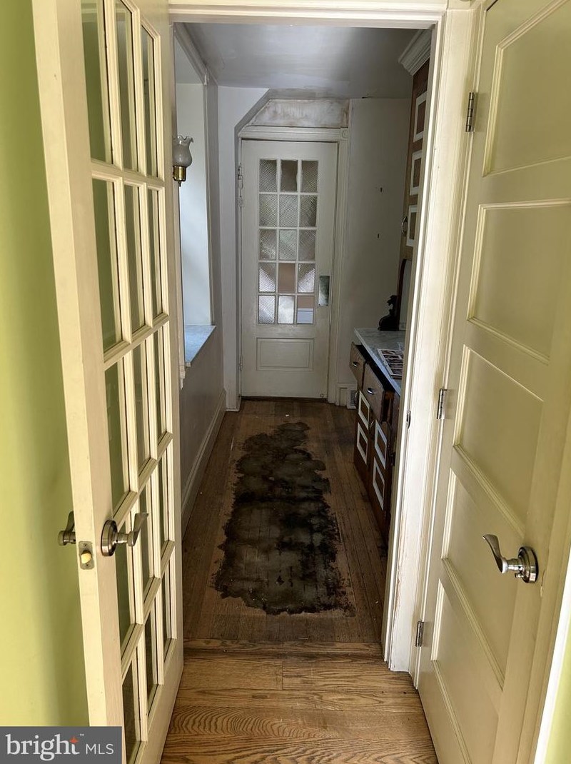 1035 69th Ave, Philadelphia PA 19126-1613 exterior