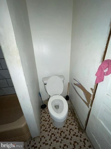 5655 Litchfield St, Philadelphia PA 19143-4715 exterior