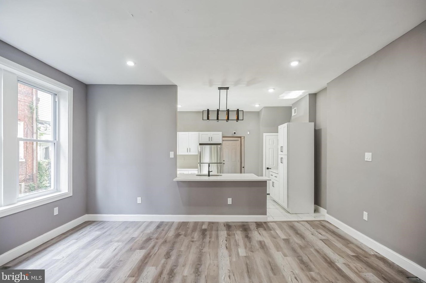 1120 Lindley Ave, Philadelphia PA 19141-2235 exterior