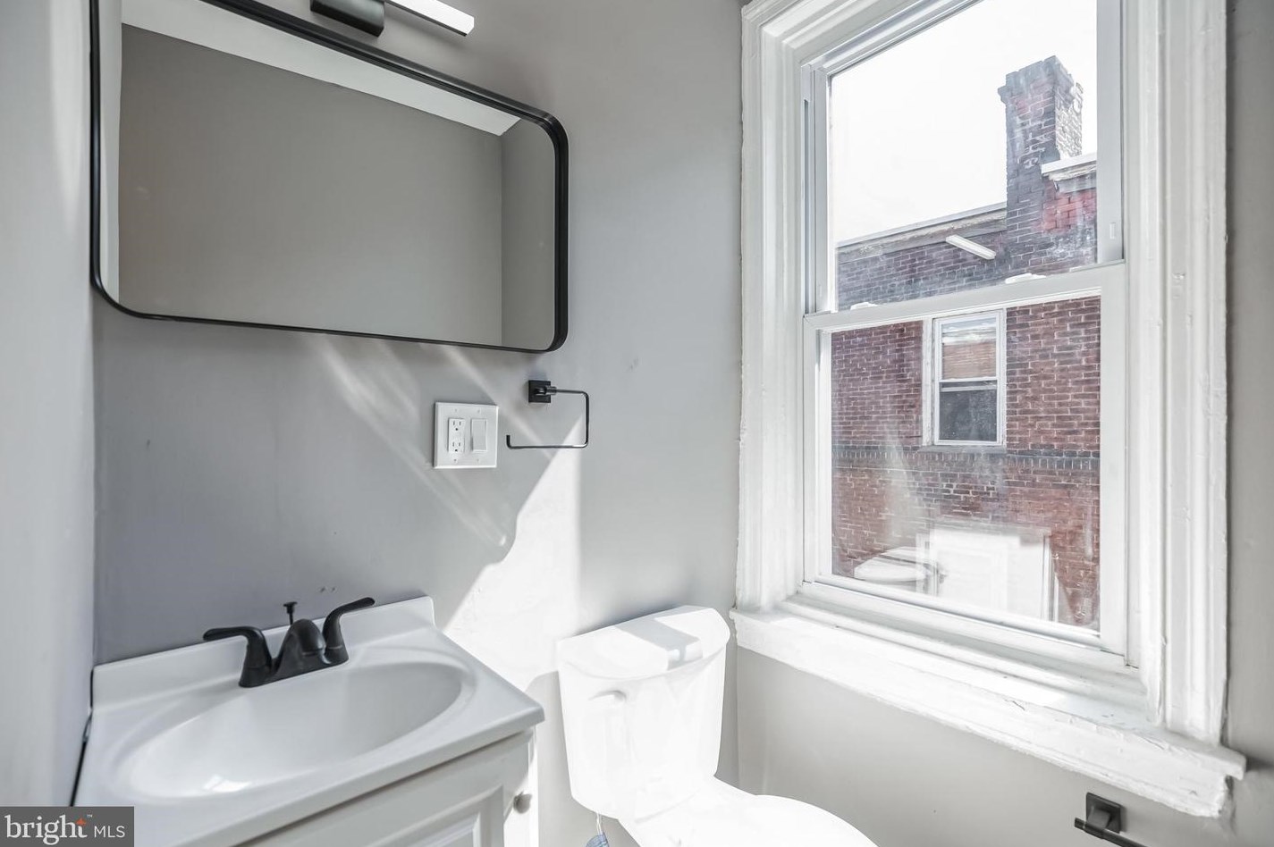 1120 Lindley Ave, Philadelphia PA 19141-2235 exterior