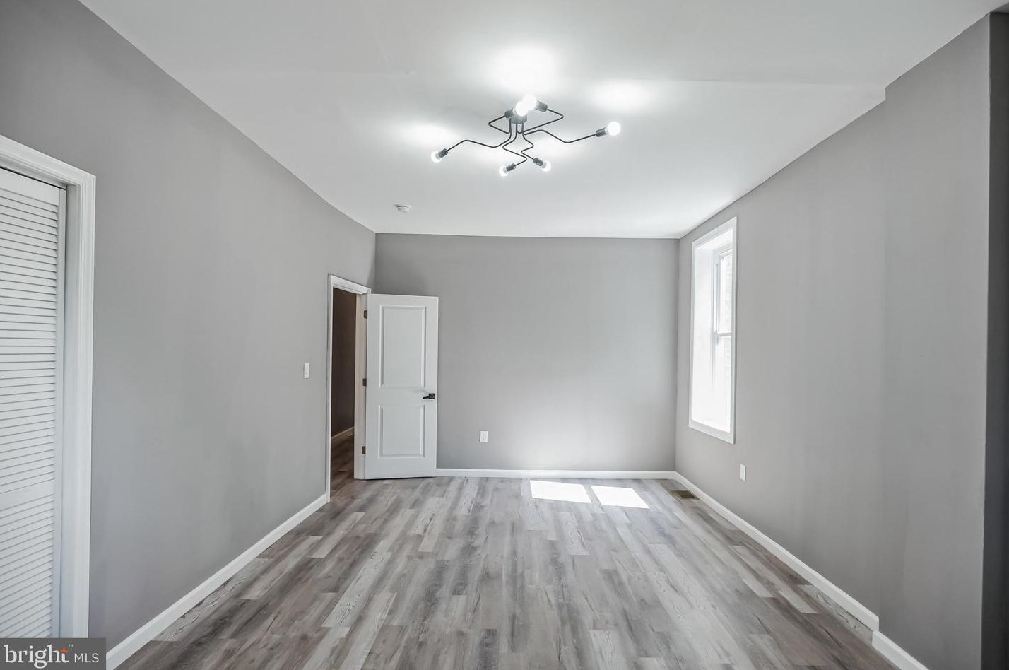 1120 Lindley Ave, Philadelphia PA 19141-2235 exterior