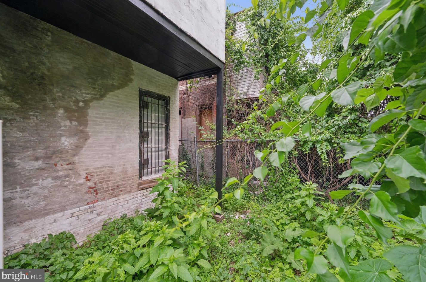 1222 Atlantic St, Philadelphia PA 19140-4006 exterior