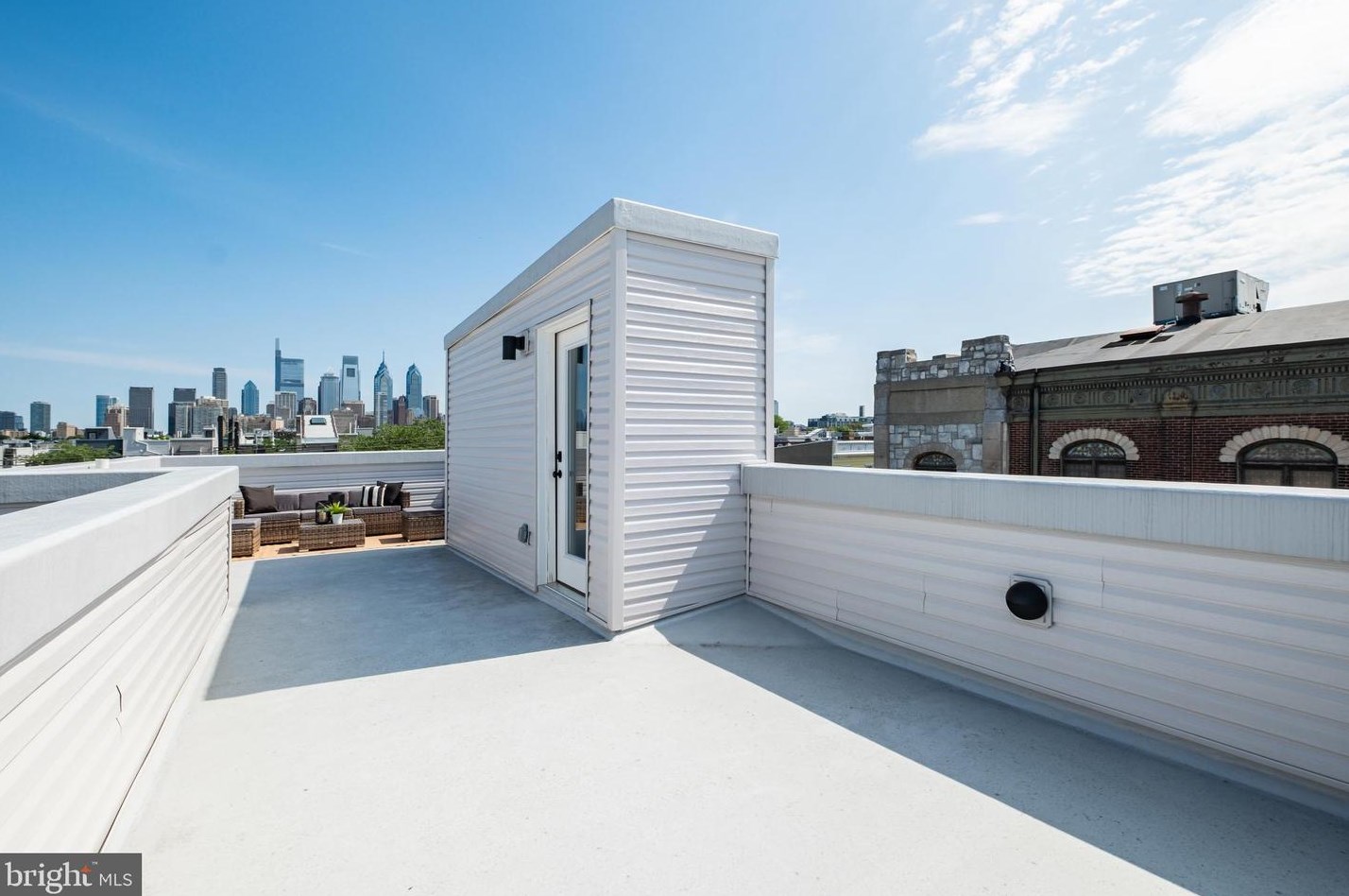 1818 Wharton St, Philadelphia PA  19146-4648 exterior