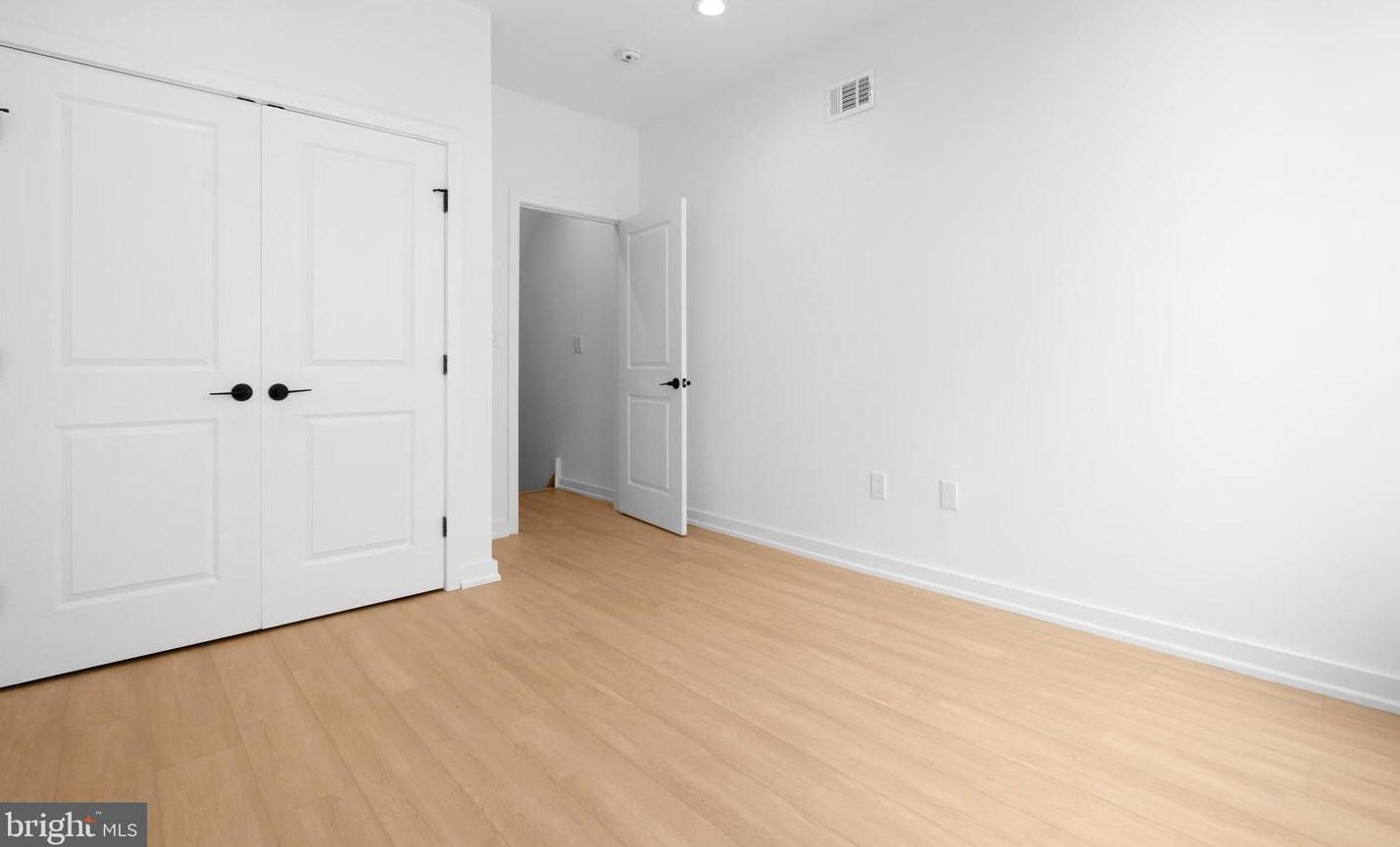 1818 Wharton St, Philadelphia PA  19146-4648 exterior