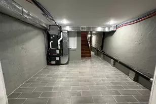 311 Gaskill St, Philadelphia, PA 19147 - Photo 33