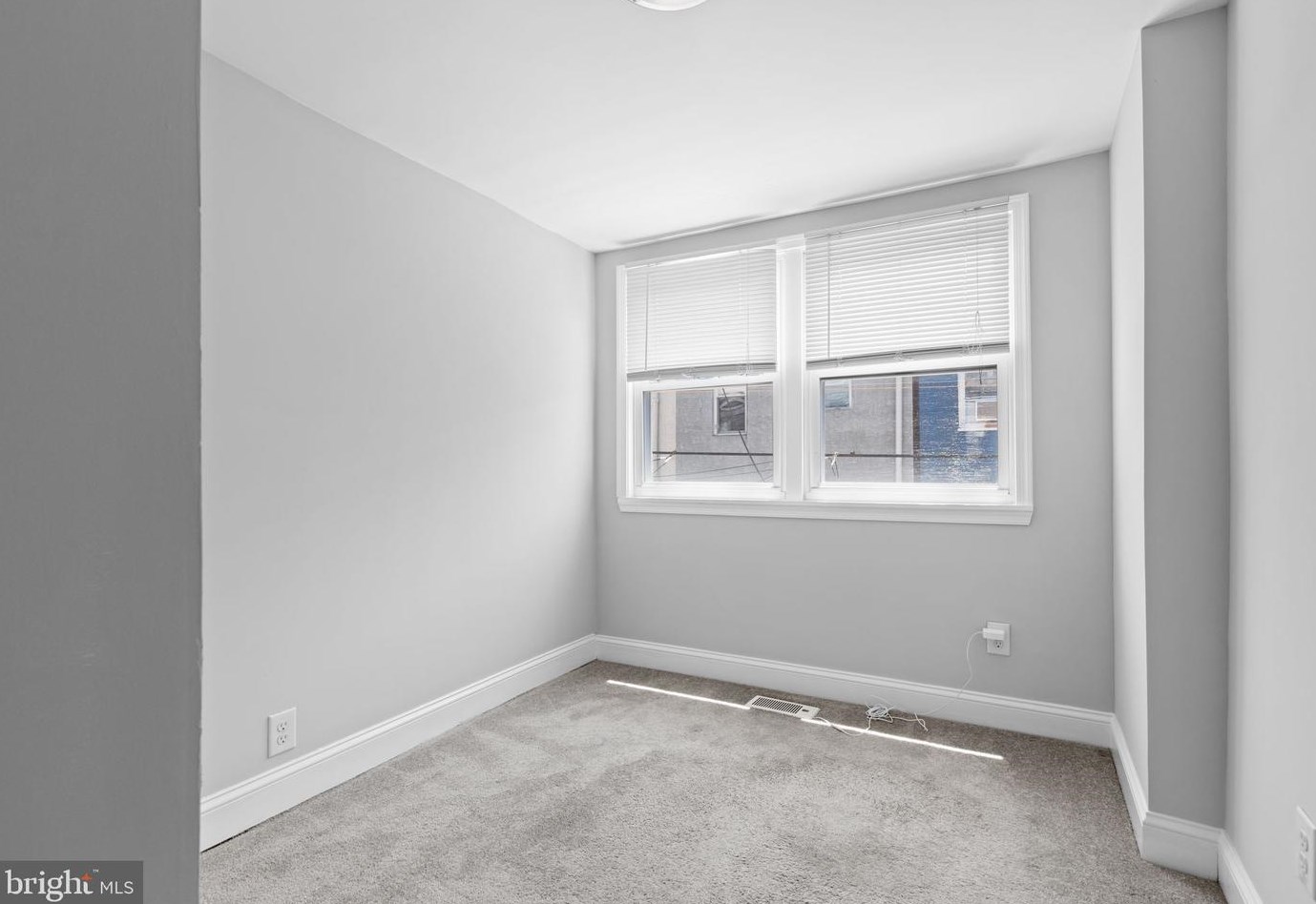 710 Wharton St, Philadelphia PA  19147-5122 exterior