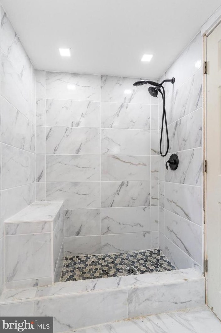 6026 Marvine St, Philadelphia PA  19141-3208 exterior