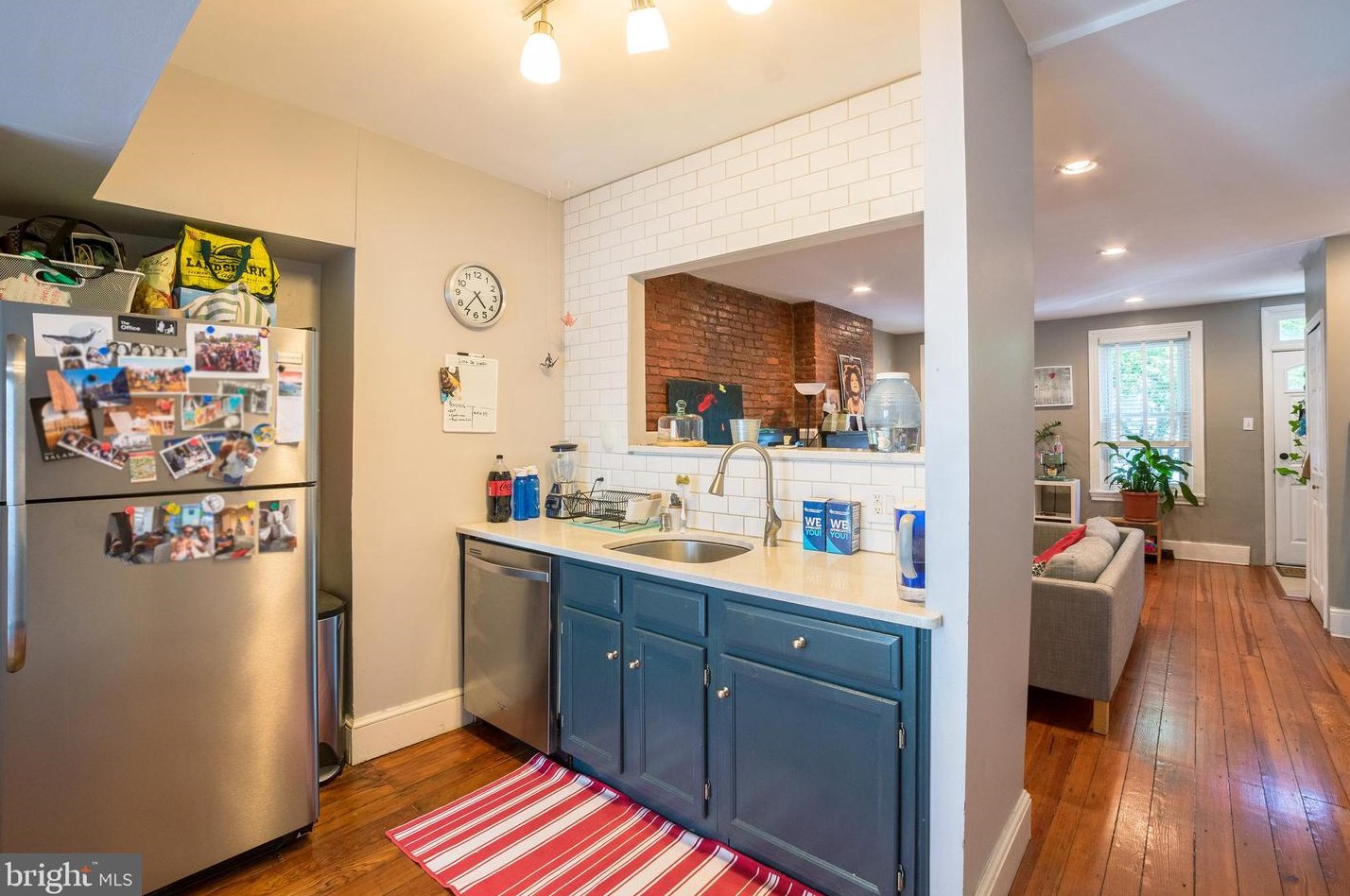 2227 Montrose St, Philadelphia PA  19146-2529 exterior