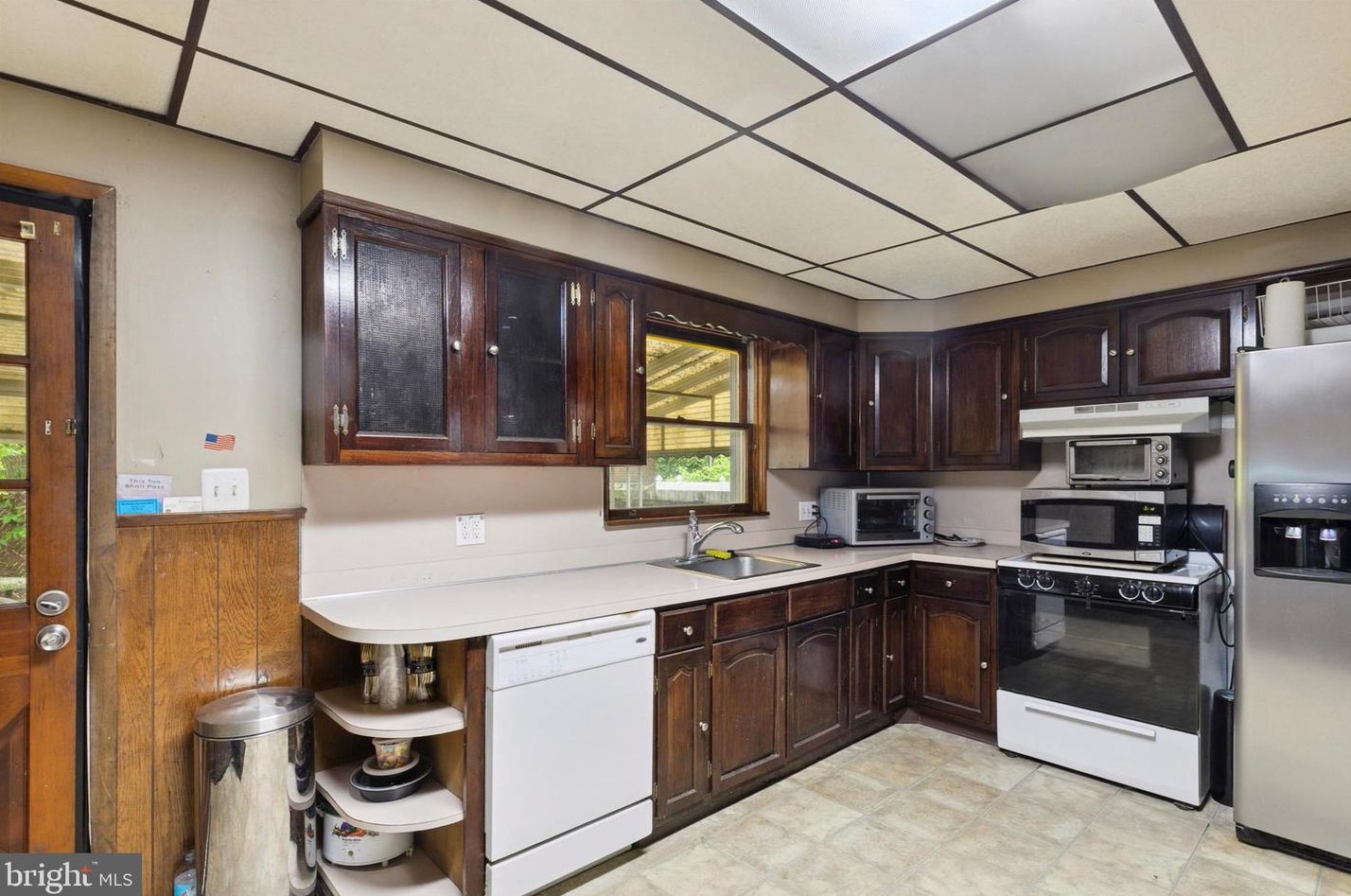 455 Delmar St, Philadelphia PA 19128-4502 exterior