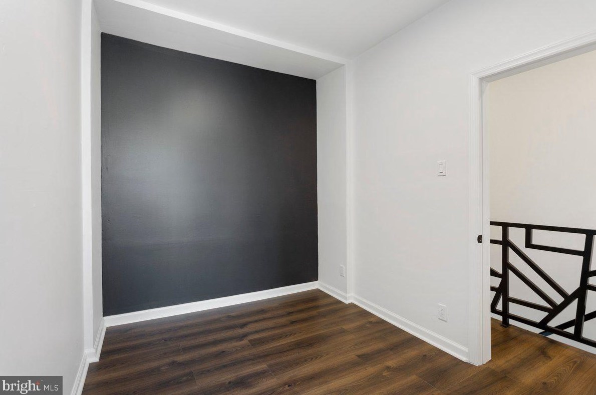 421 Tree St, Philadelphia PA  19148-5706 exterior