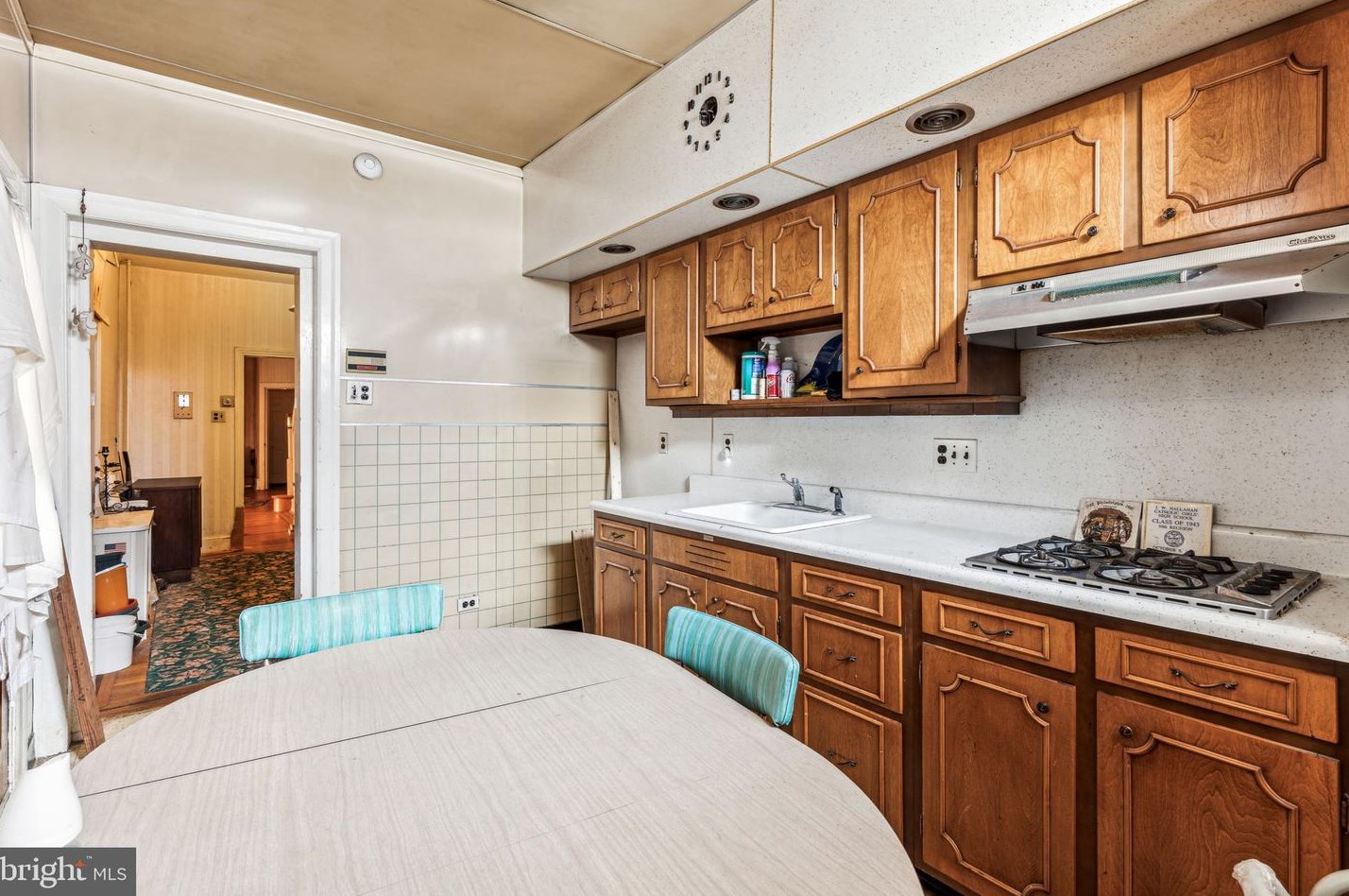 180 Huntingdon St, Philadelphia PA 19132-3625 exterior