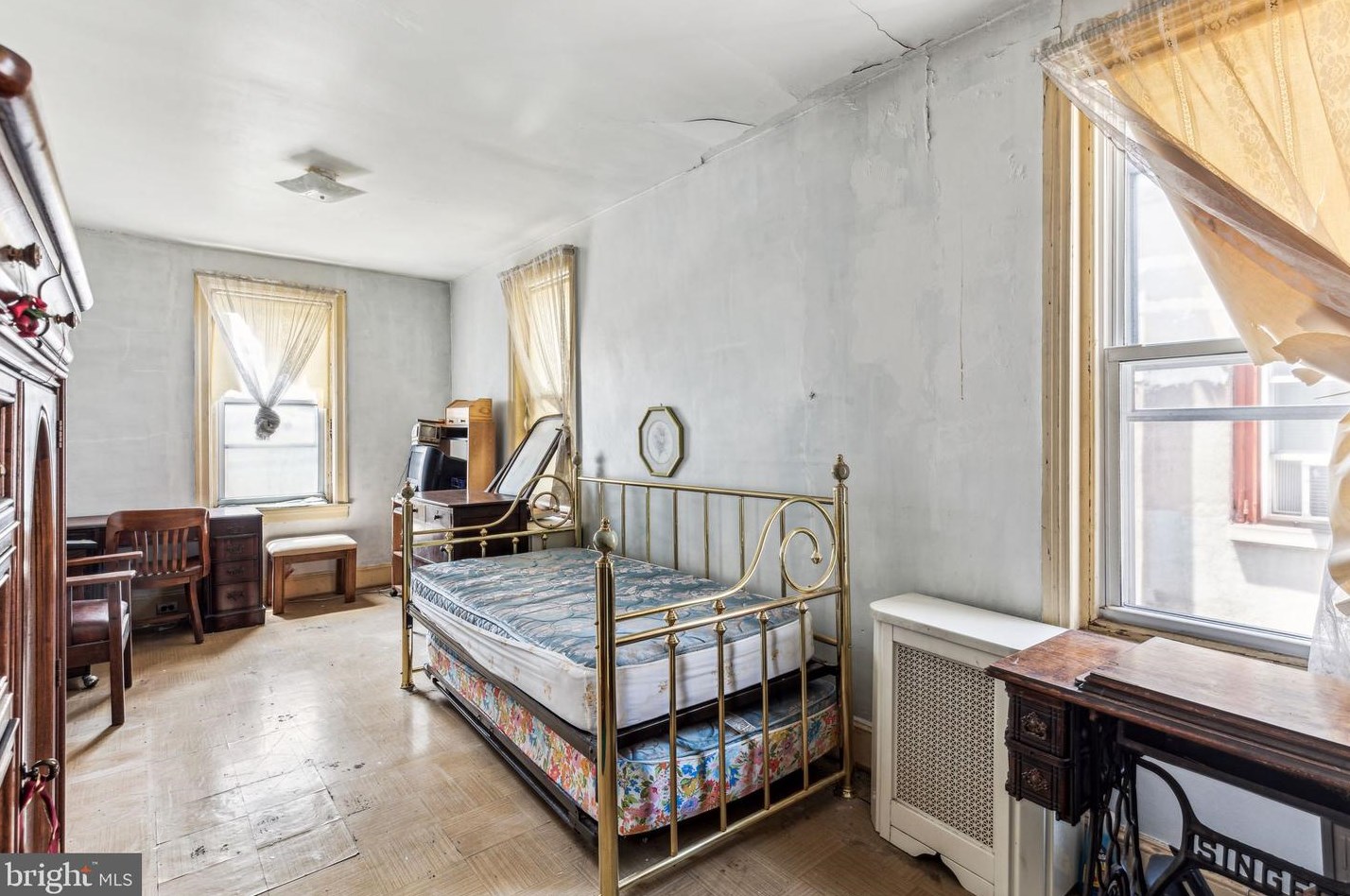 180 Huntingdon St, Philadelphia PA 19132-3625 exterior