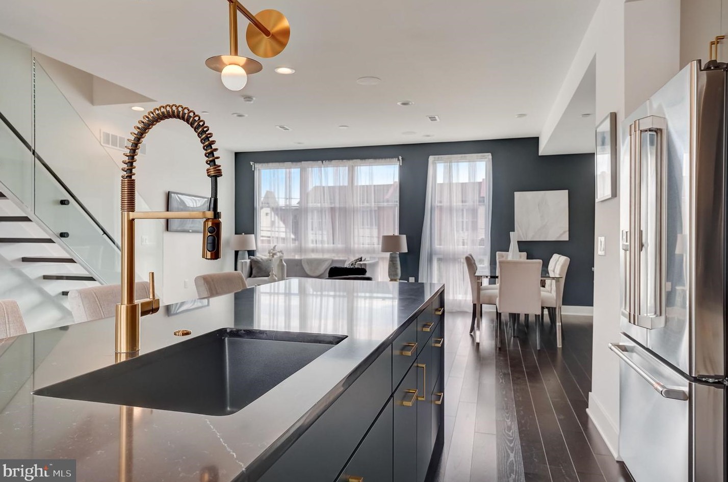 657 Park Ave, Philadelphia PA 19132-4511 exterior