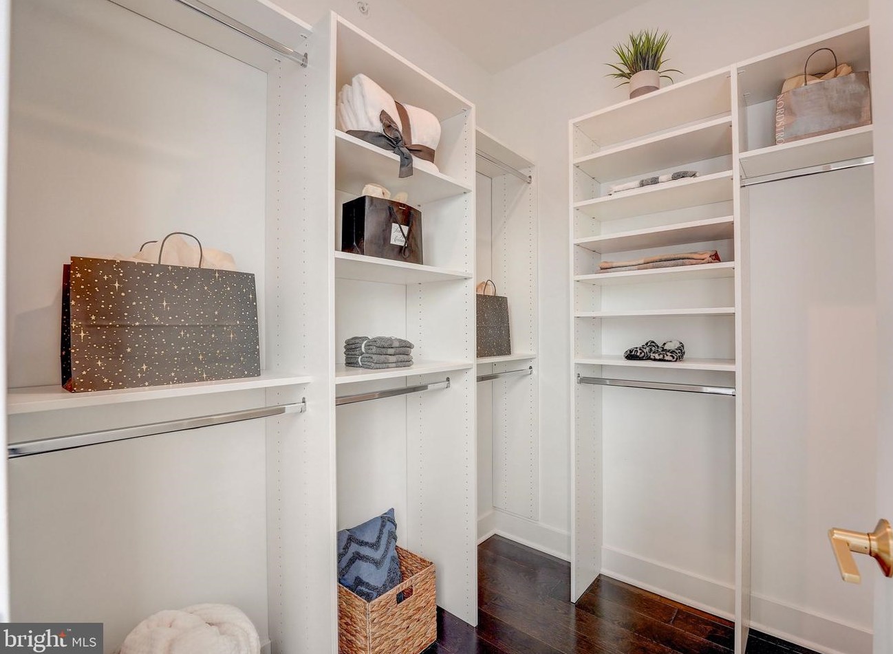 657 Park Ave, Philadelphia PA 19132-4511 exterior