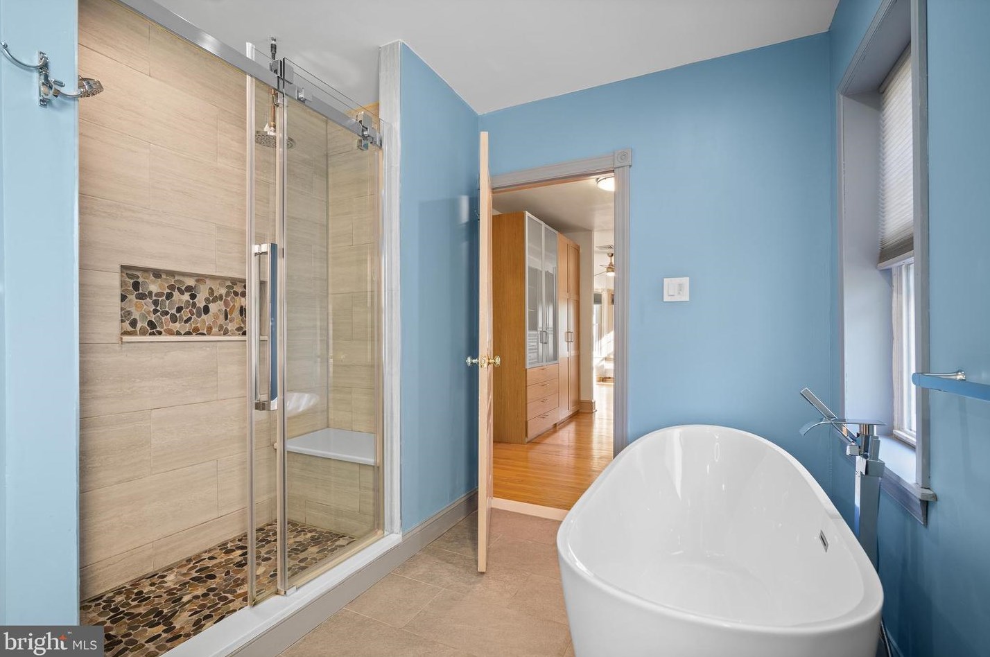 3564 Indian Queen Ln, Philadelphia PA  19129-1667 exterior