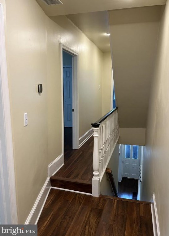 825 Corinthian Ave, Philadelphia PA 19130-1442 exterior