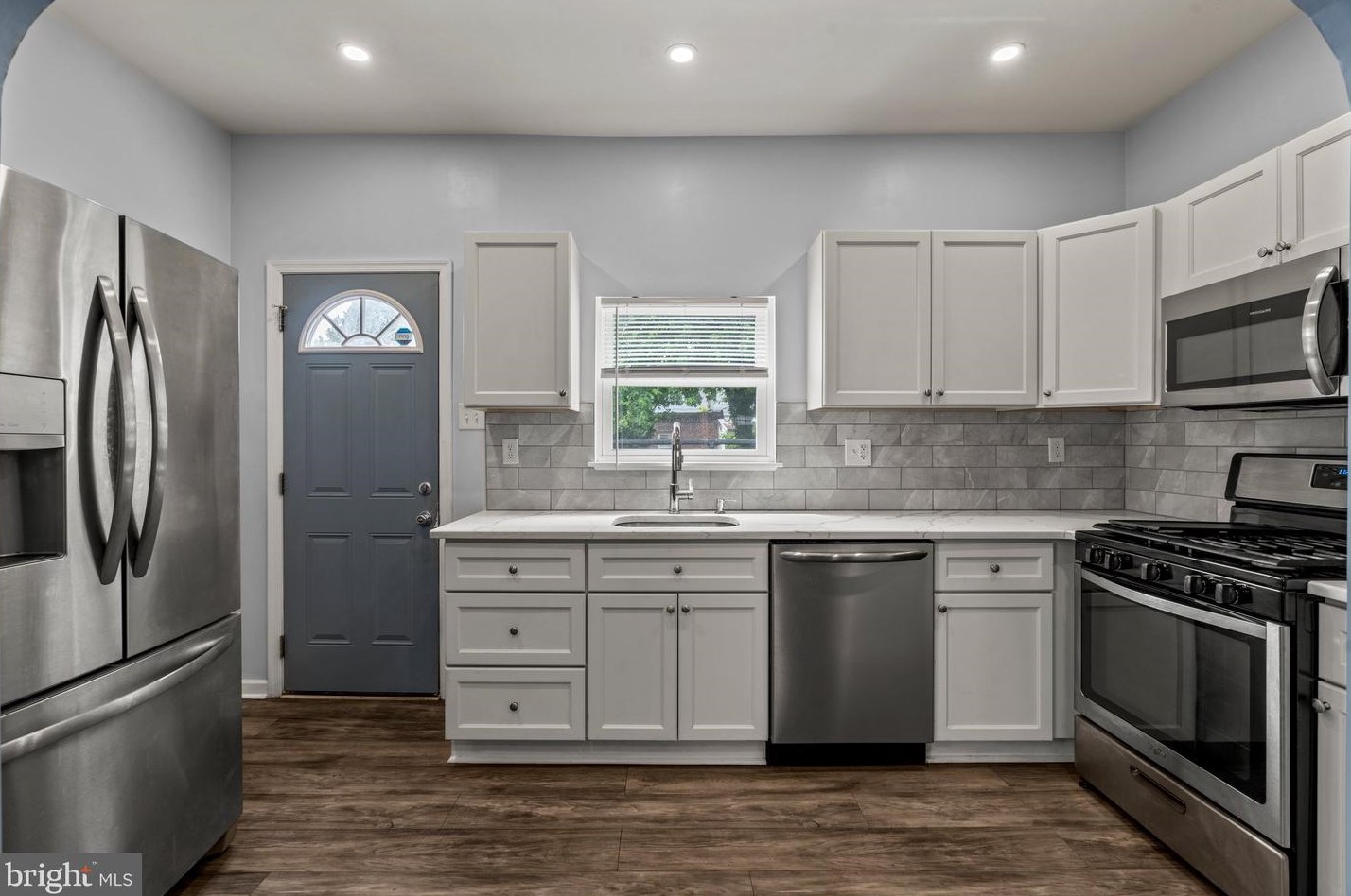 4567 Milnor St, Philadelphia PA  19124-4119 exterior