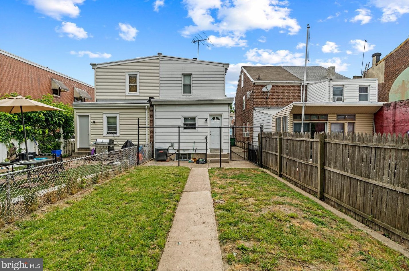 4567 Milnor St, Philadelphia PA  19124-4119 exterior